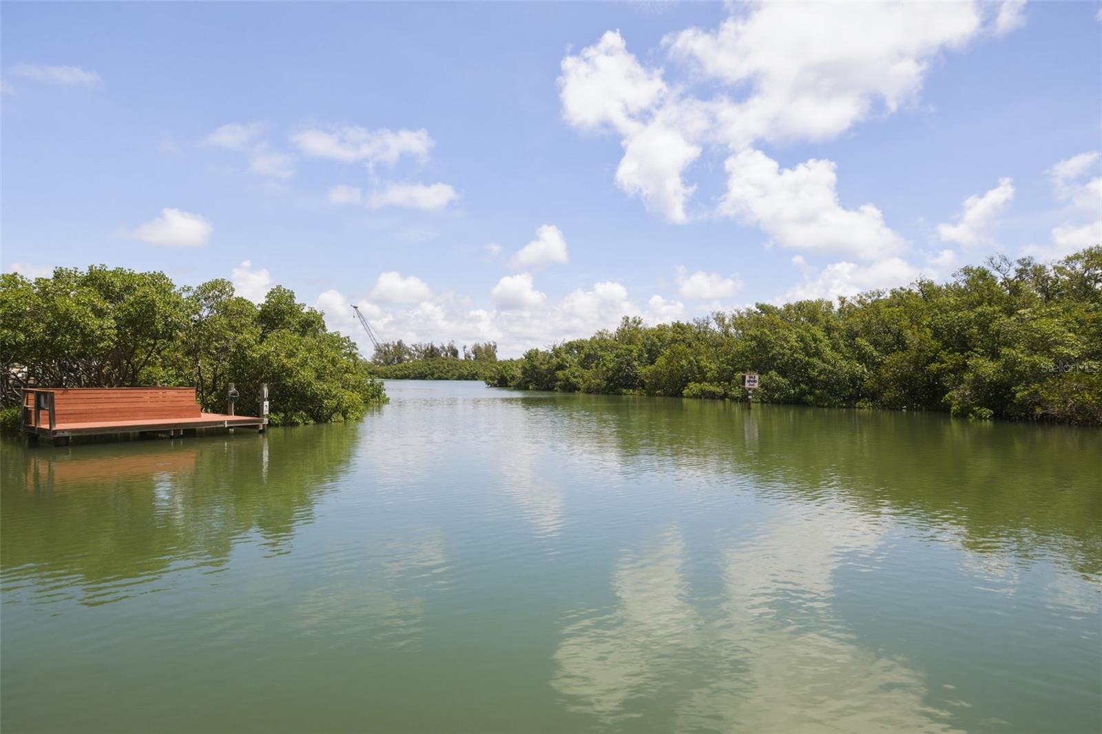 HIDDEN LAGOON AT ARROWHEAD POINT - Residential