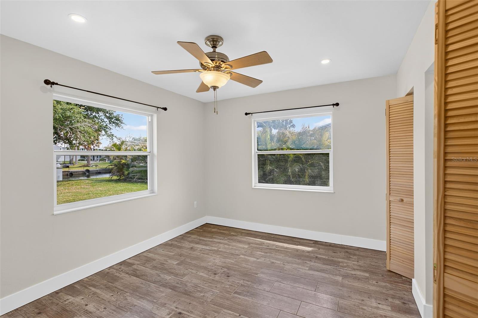 PALM POINT - Residential
