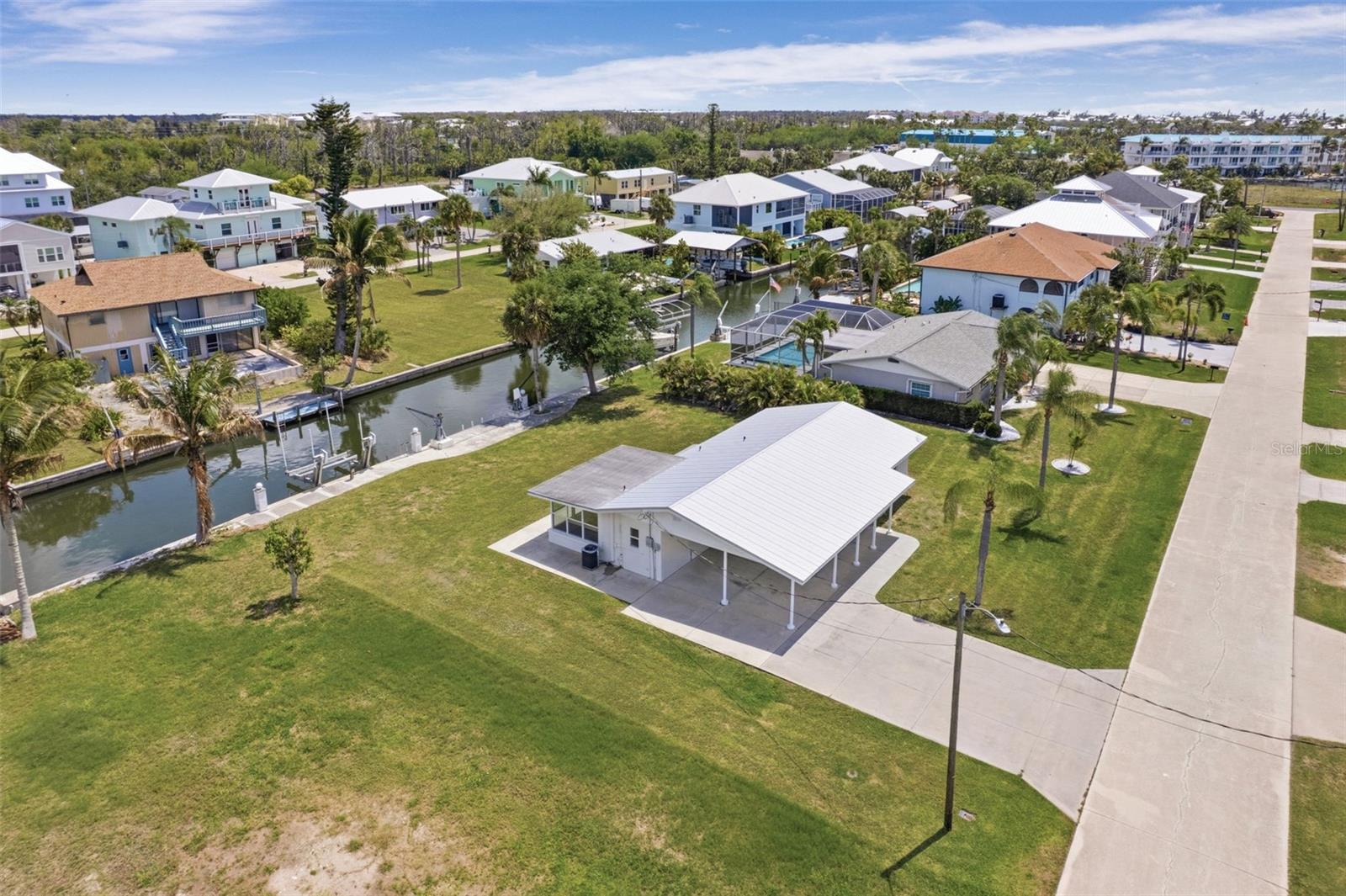 PALM POINT - Residential