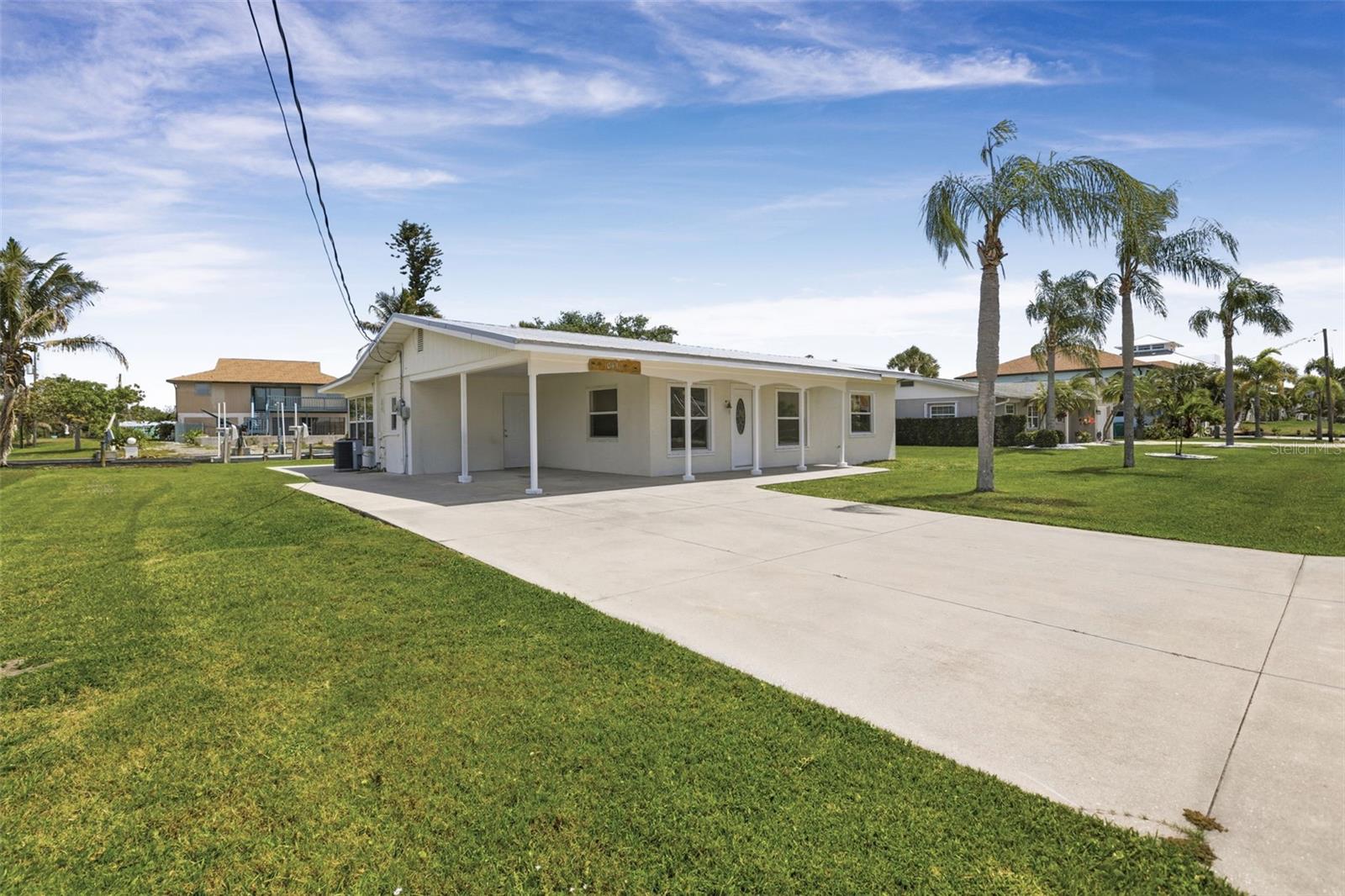 PALM POINT - Residential