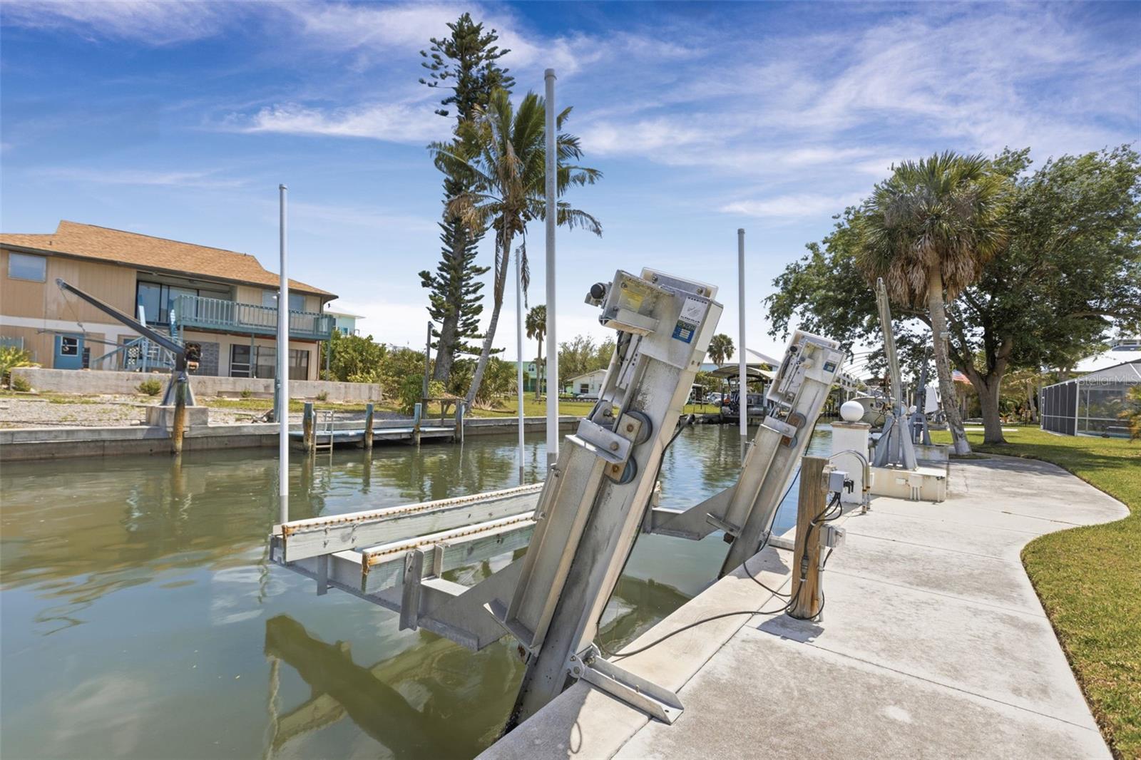 PALM POINT - Residential