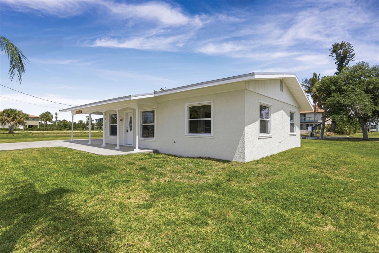 PALM POINT - Residential