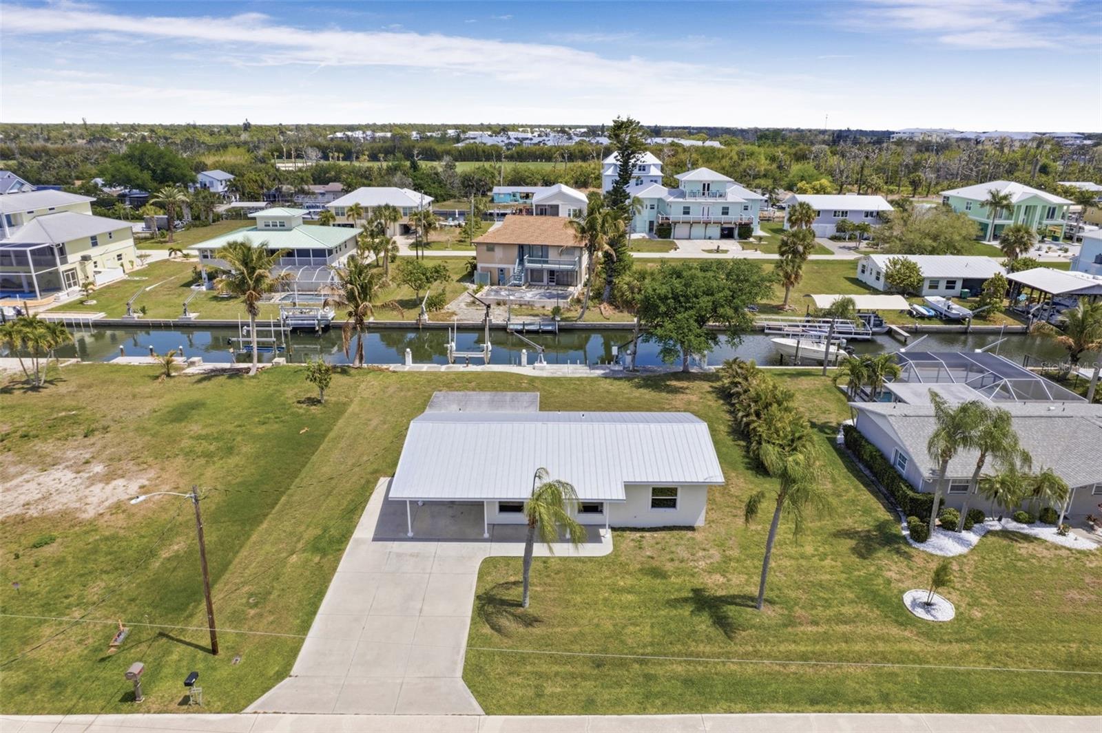 PALM POINT - Residential