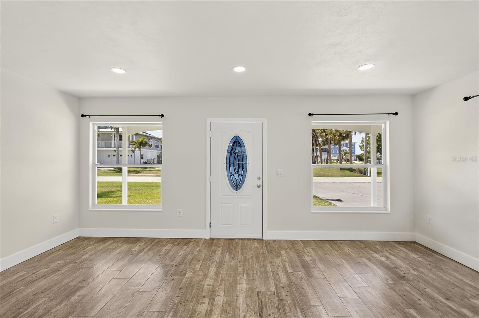 PALM POINT - Residential