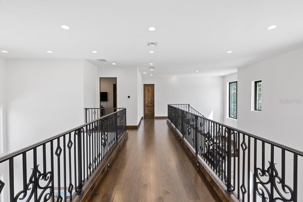 MILLIONAIRE'S ROW - Residential