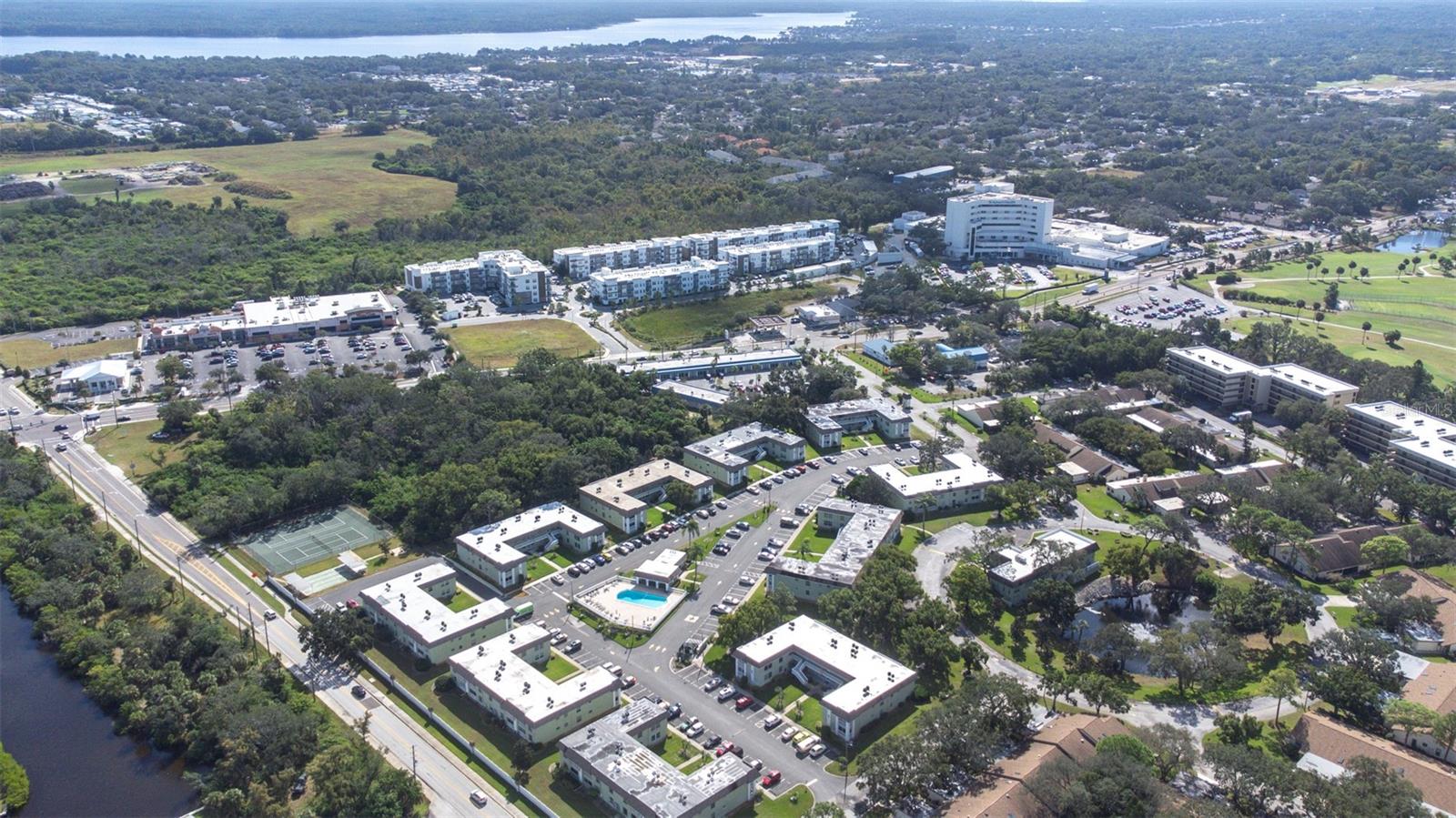 GREEN DOLPHIN PARK CONDO - Residential