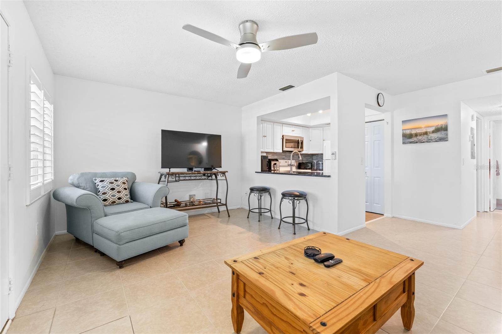 GREEN DOLPHIN PARK CONDO - Residential