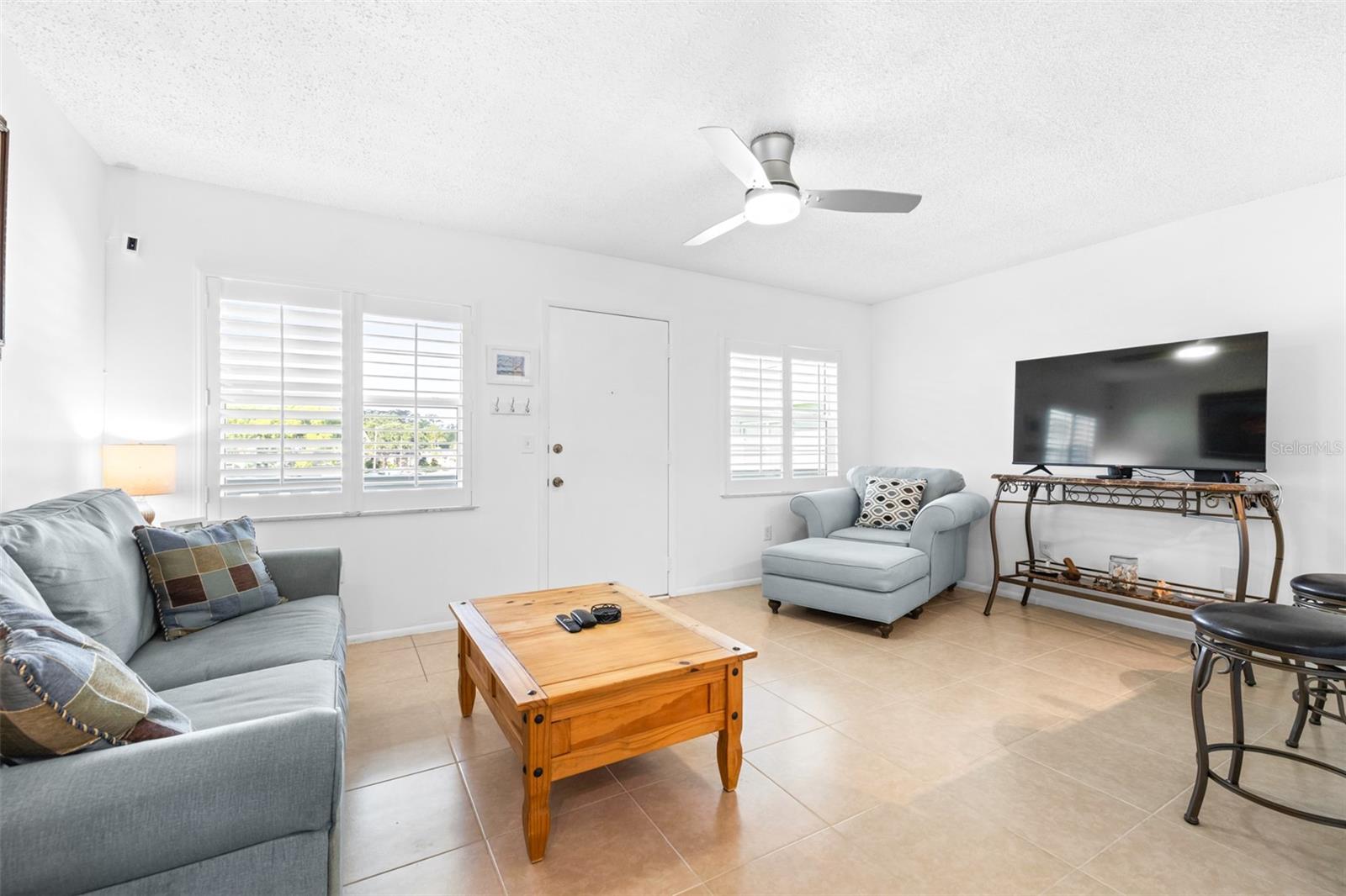 GREEN DOLPHIN PARK CONDO - Residential