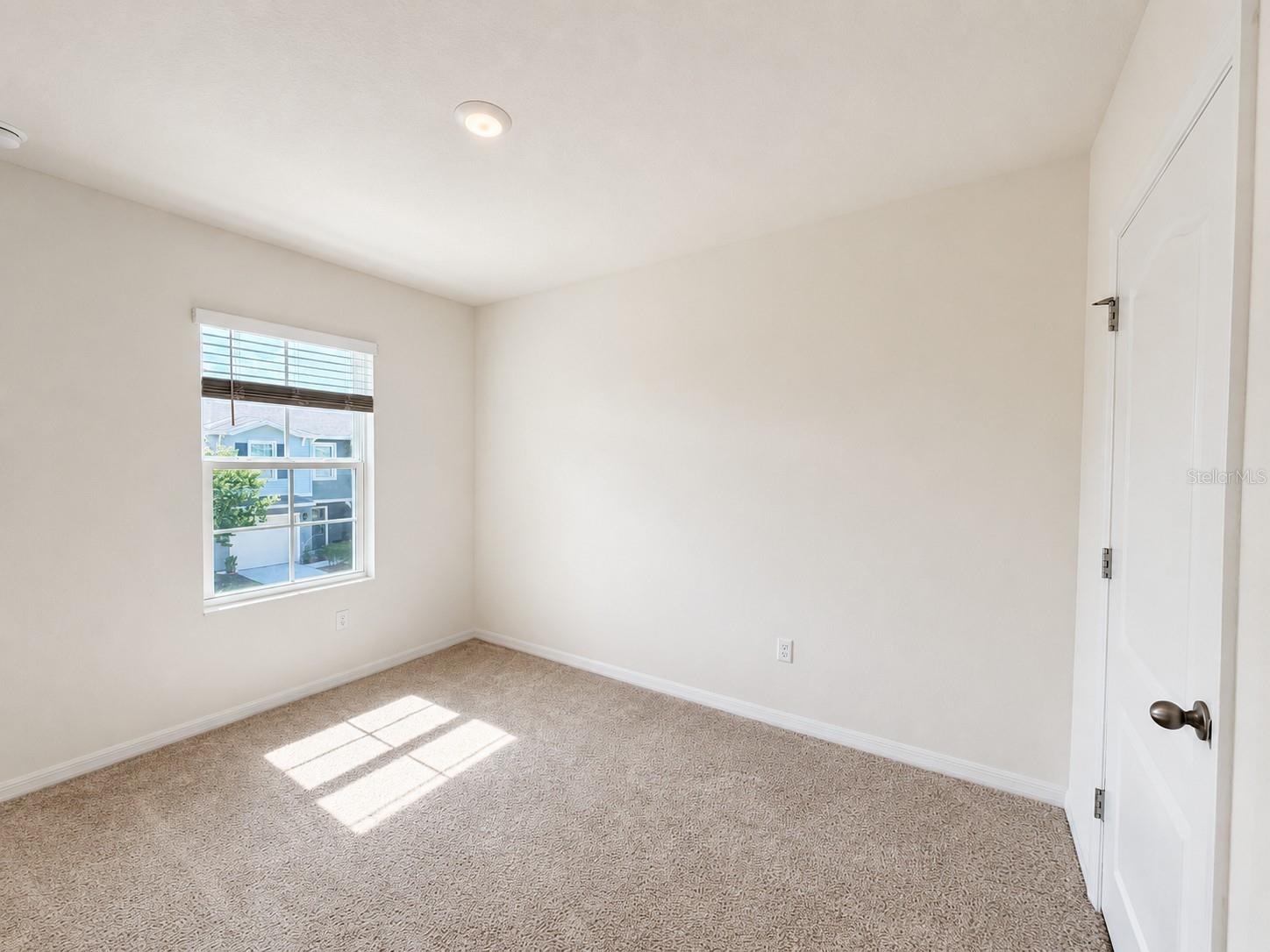 BELLA OAKS - Residential Lease
