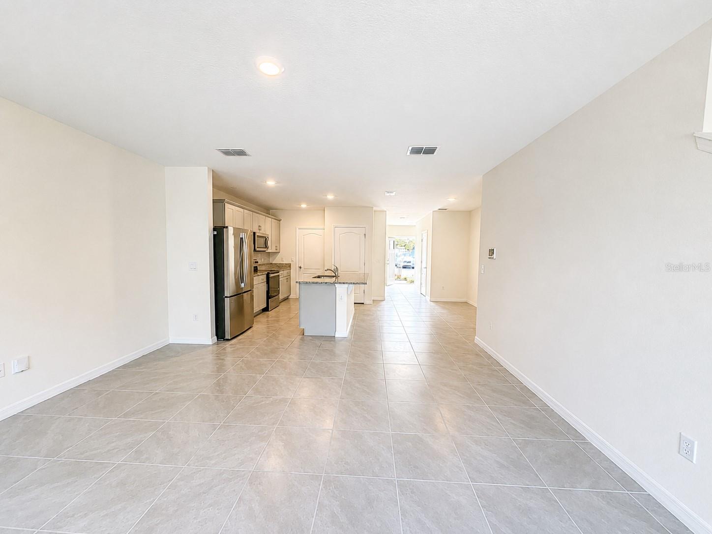 BELLA OAKS - Residential Lease
