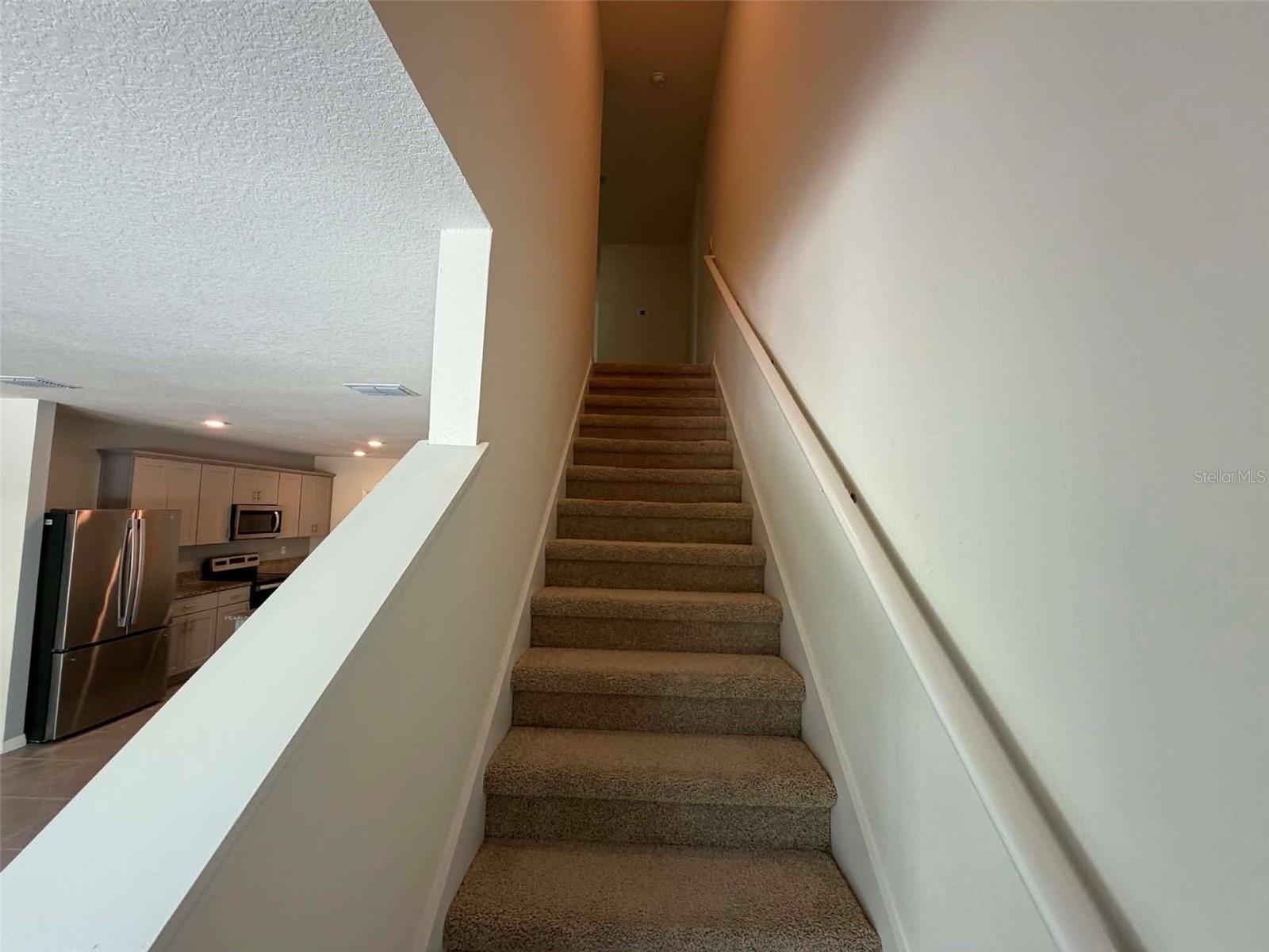 BELLA OAKS - Residential Lease