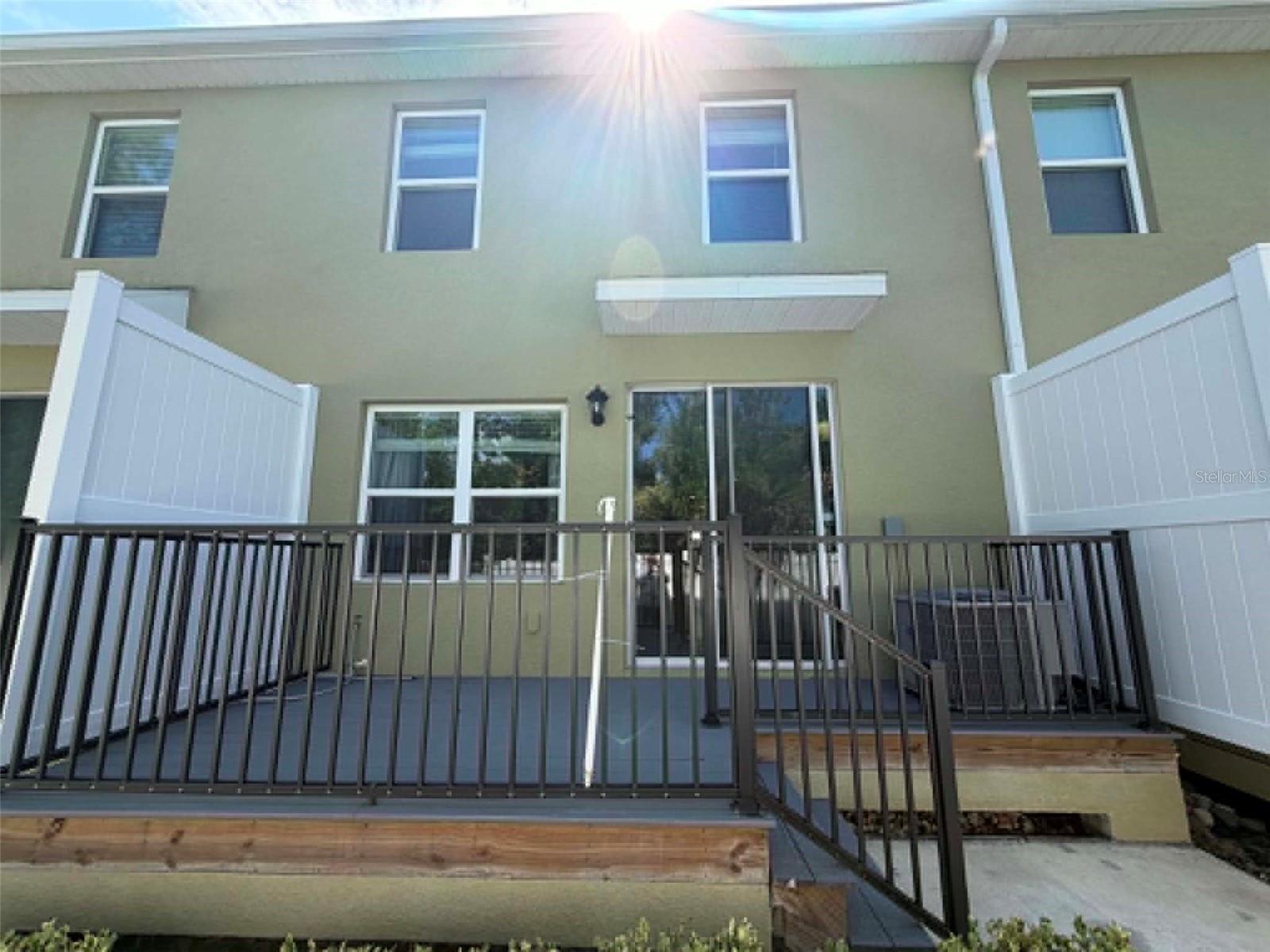 BELLA OAKS - Residential Lease