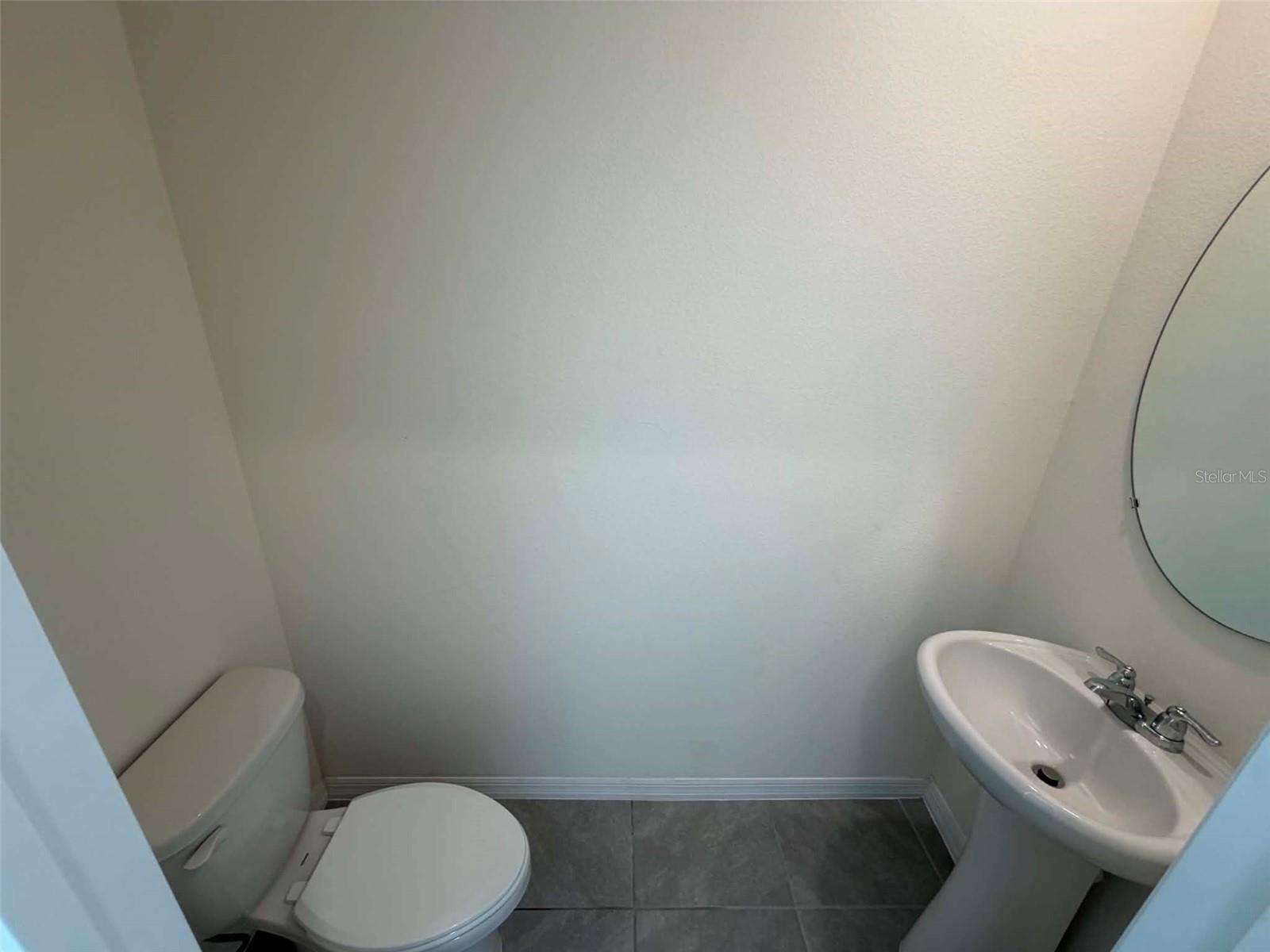 BELLA OAKS - Residential Lease