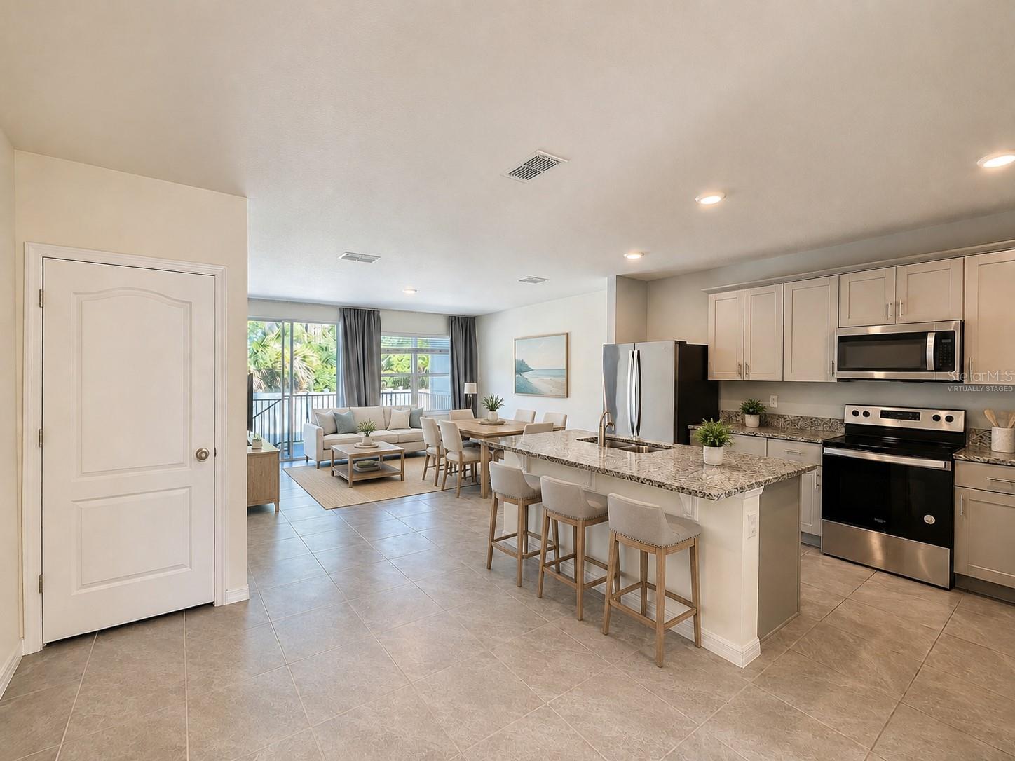 BELLA OAKS - Residential Lease