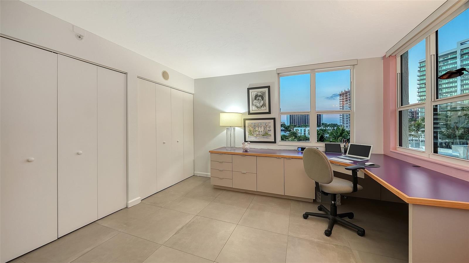 LAWRENCE POINTE I - Residential