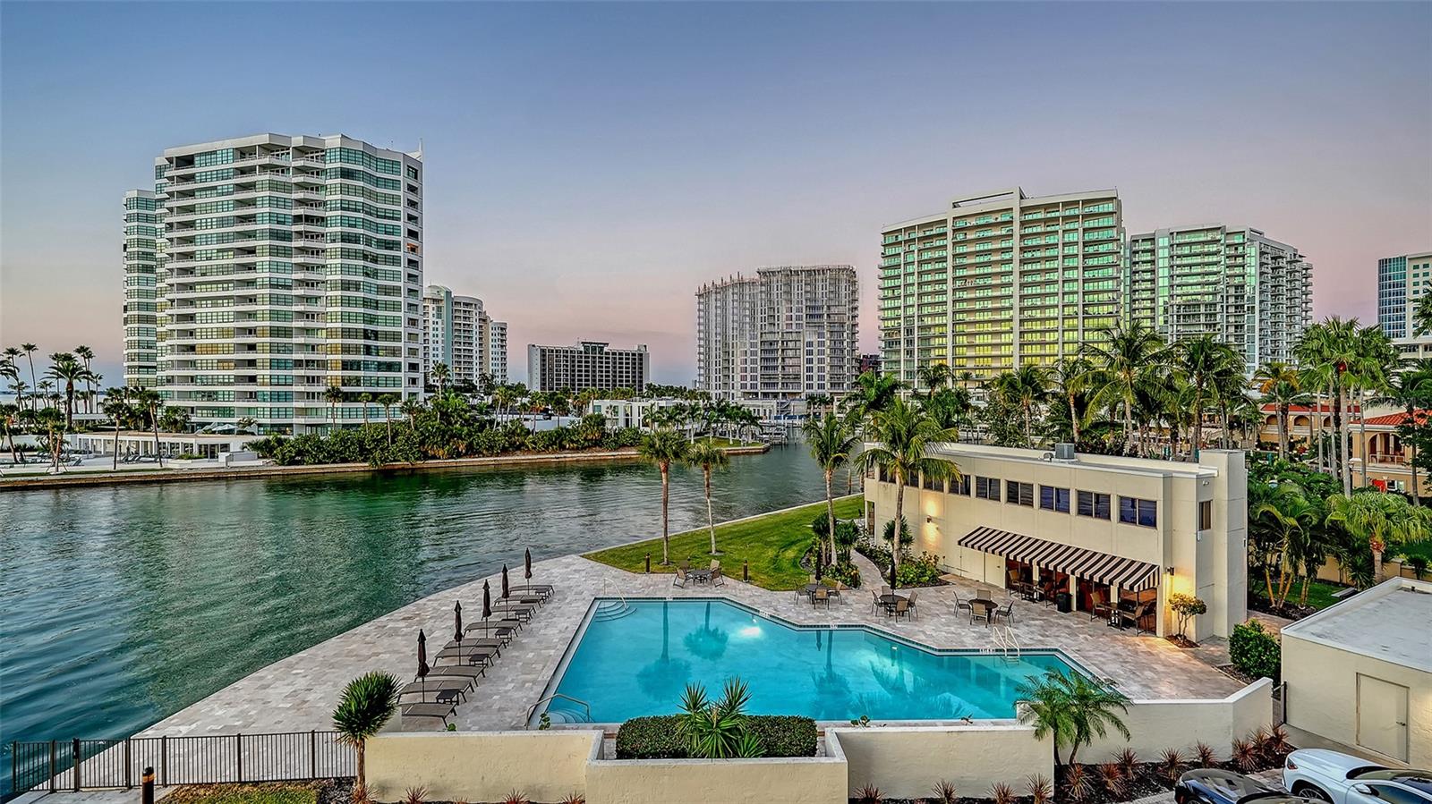 LAWRENCE POINTE I - Residential