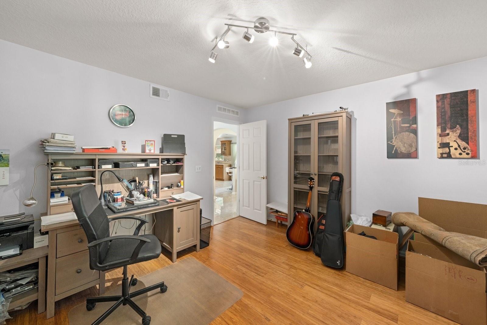 GREATER COUNTRY ESTATES - Residential