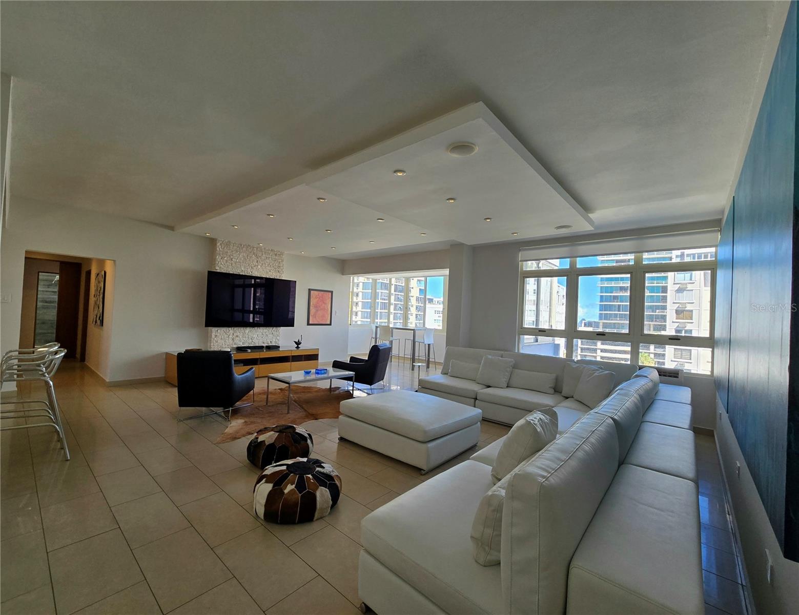 DIN APARTMENTS - Residential Lease