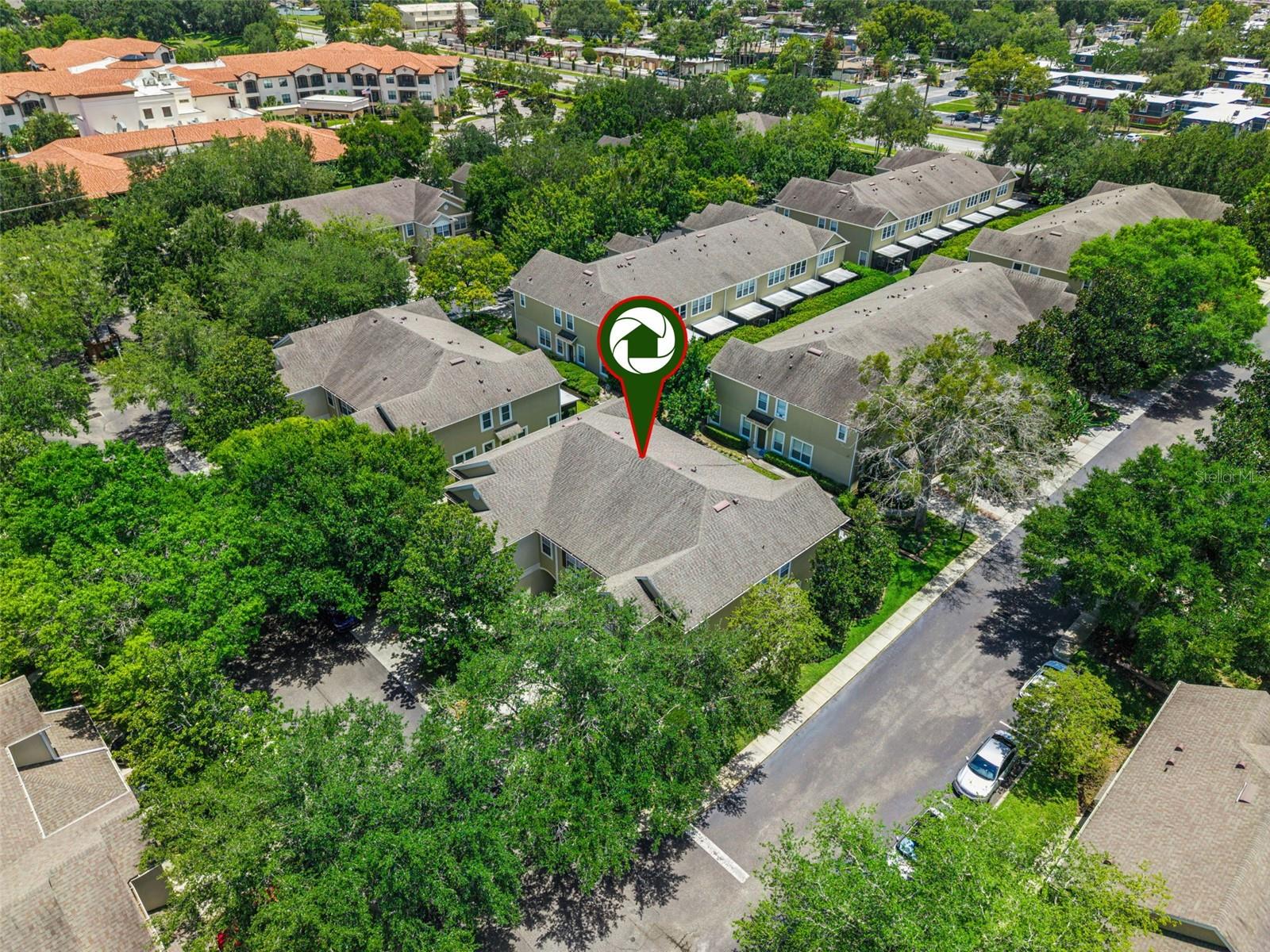 VISTAS AT LAKE HOWELL - Residential