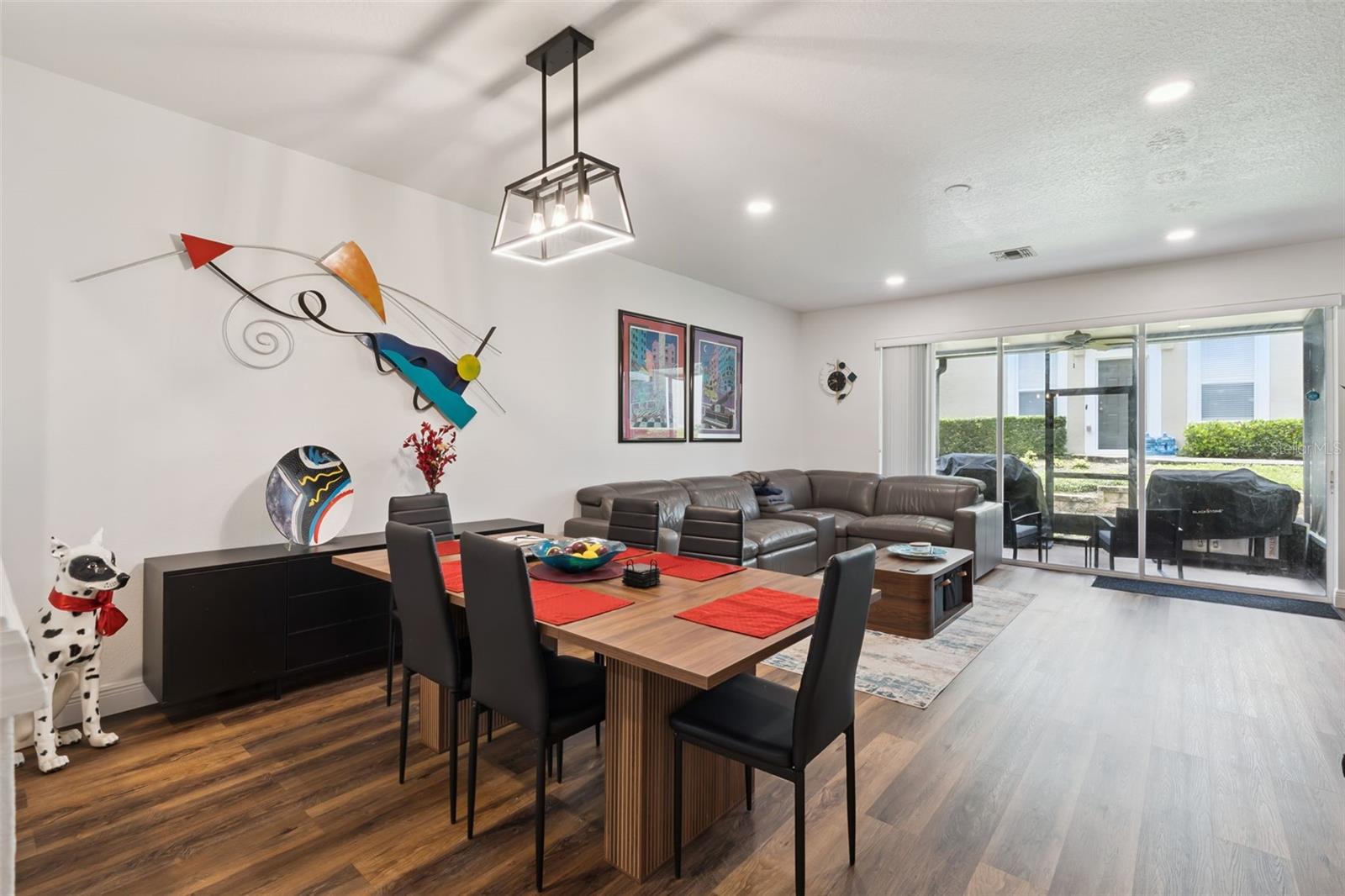 VISTAS AT LAKE HOWELL - Residential