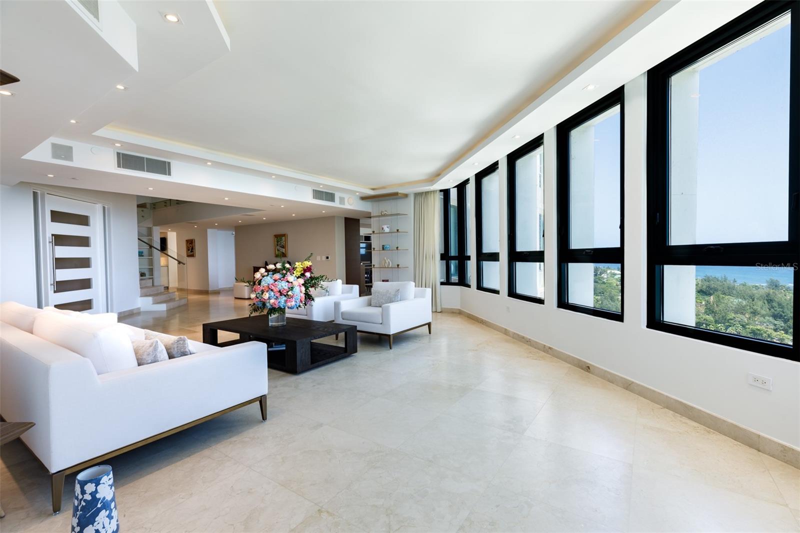 CARIBE PLAZA - Residential