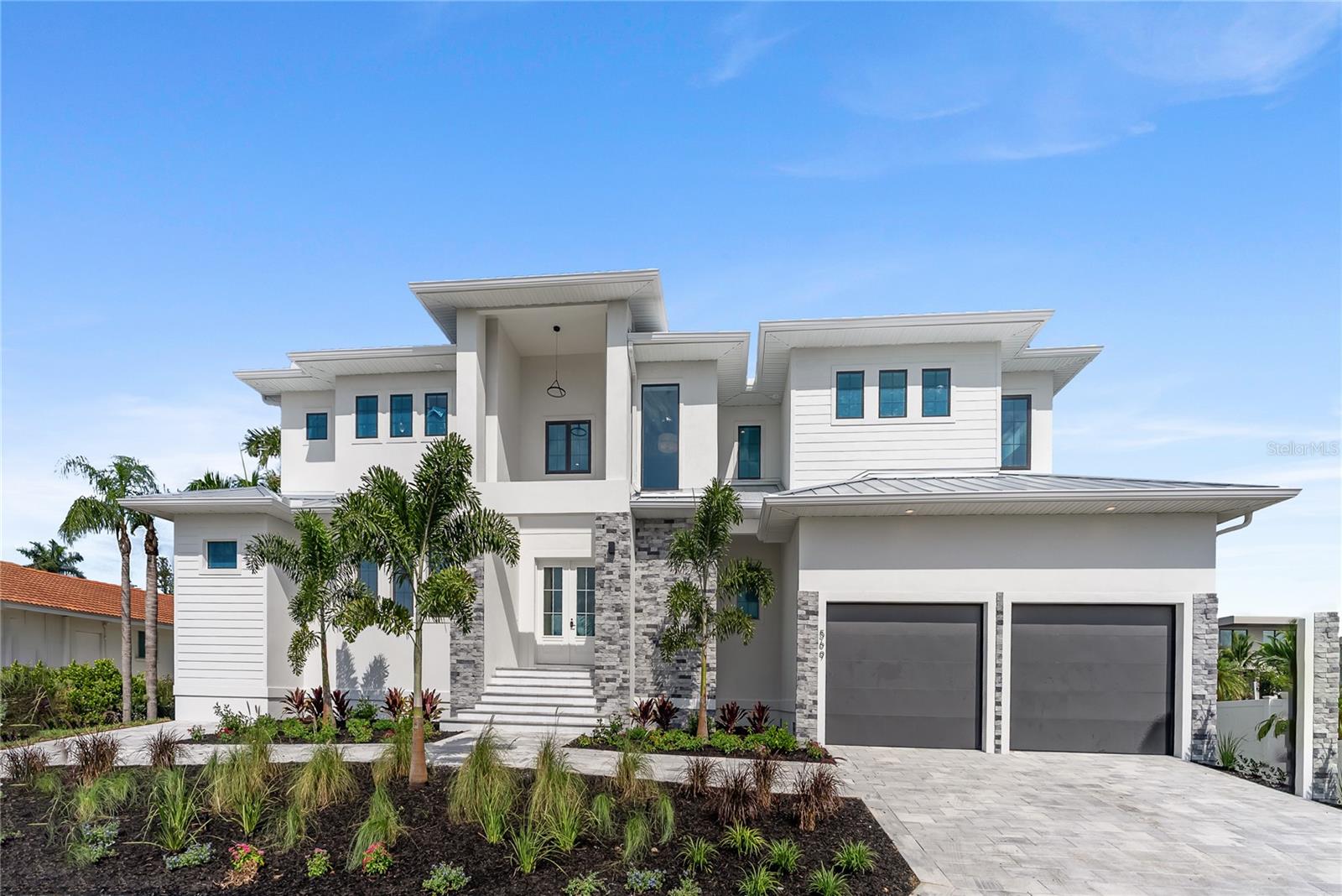BAYVIEW ESTATES - Residential