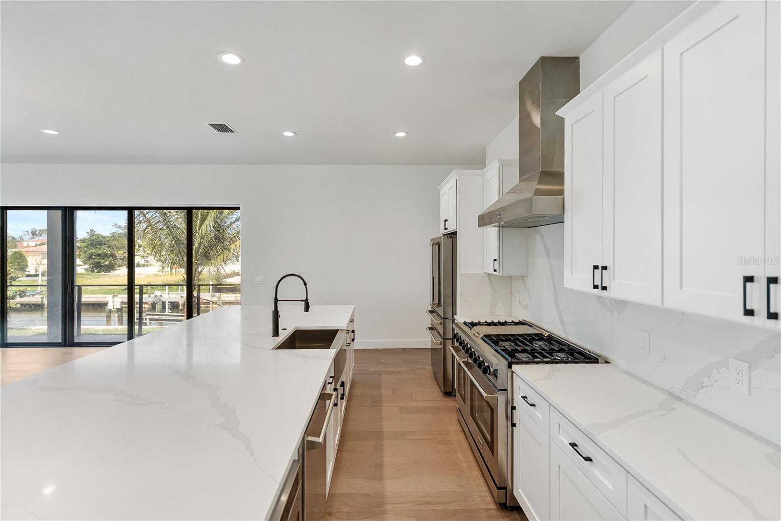 BAYVIEW ESTATES - Residential