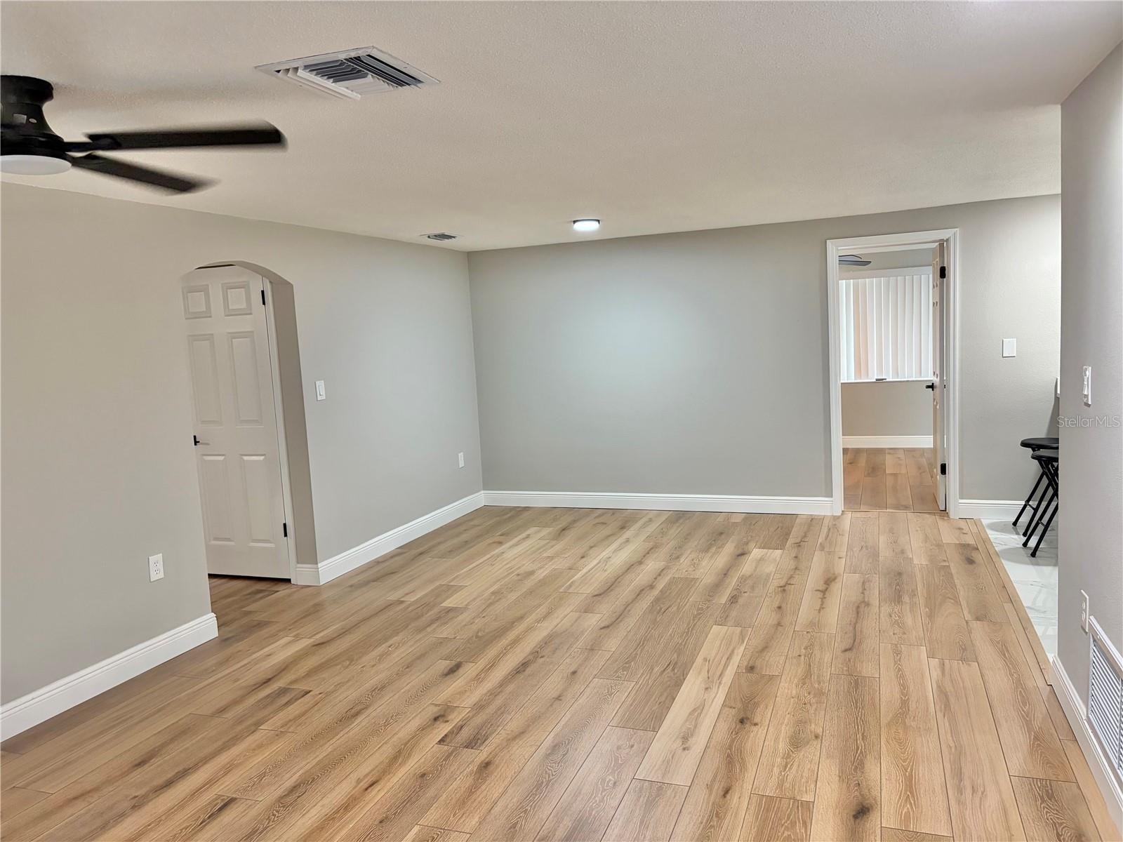EMBASSY HILLS - Residential