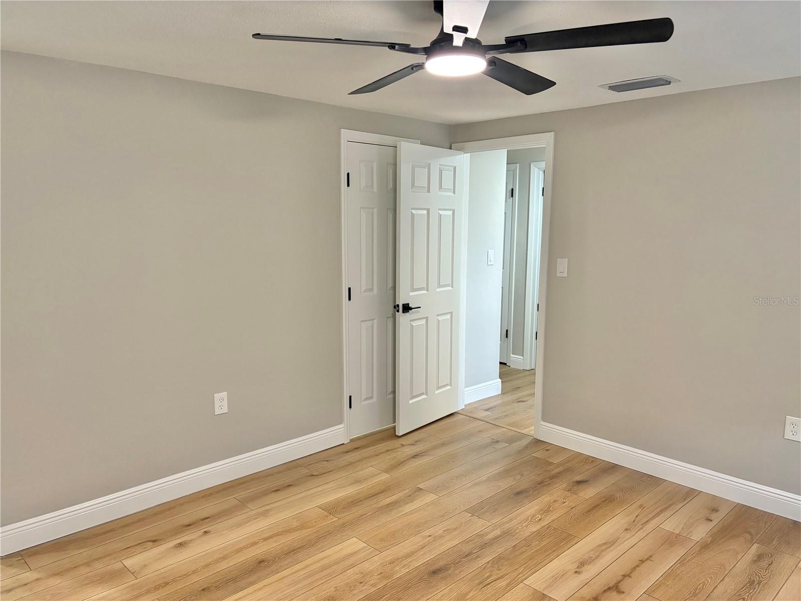 EMBASSY HILLS - Residential