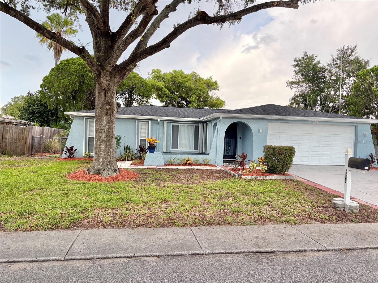 EMBASSY HILLS - Residential