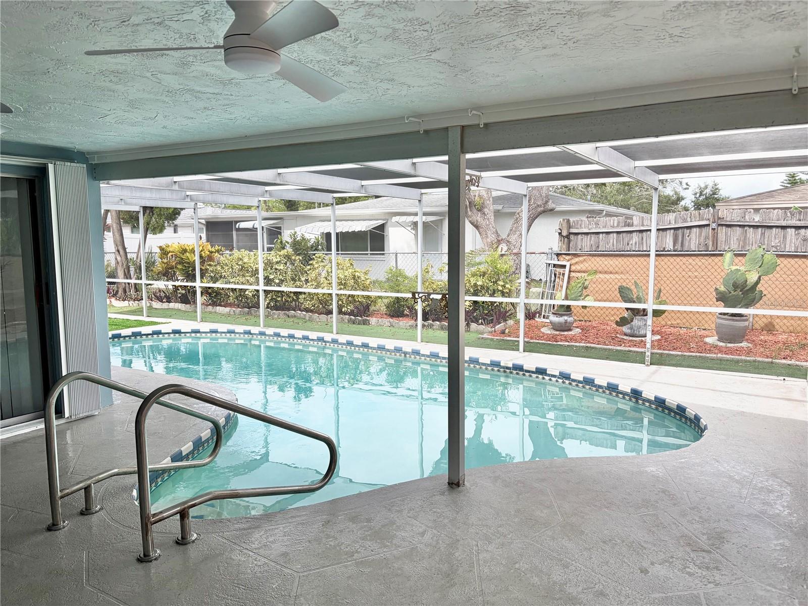 EMBASSY HILLS - Residential