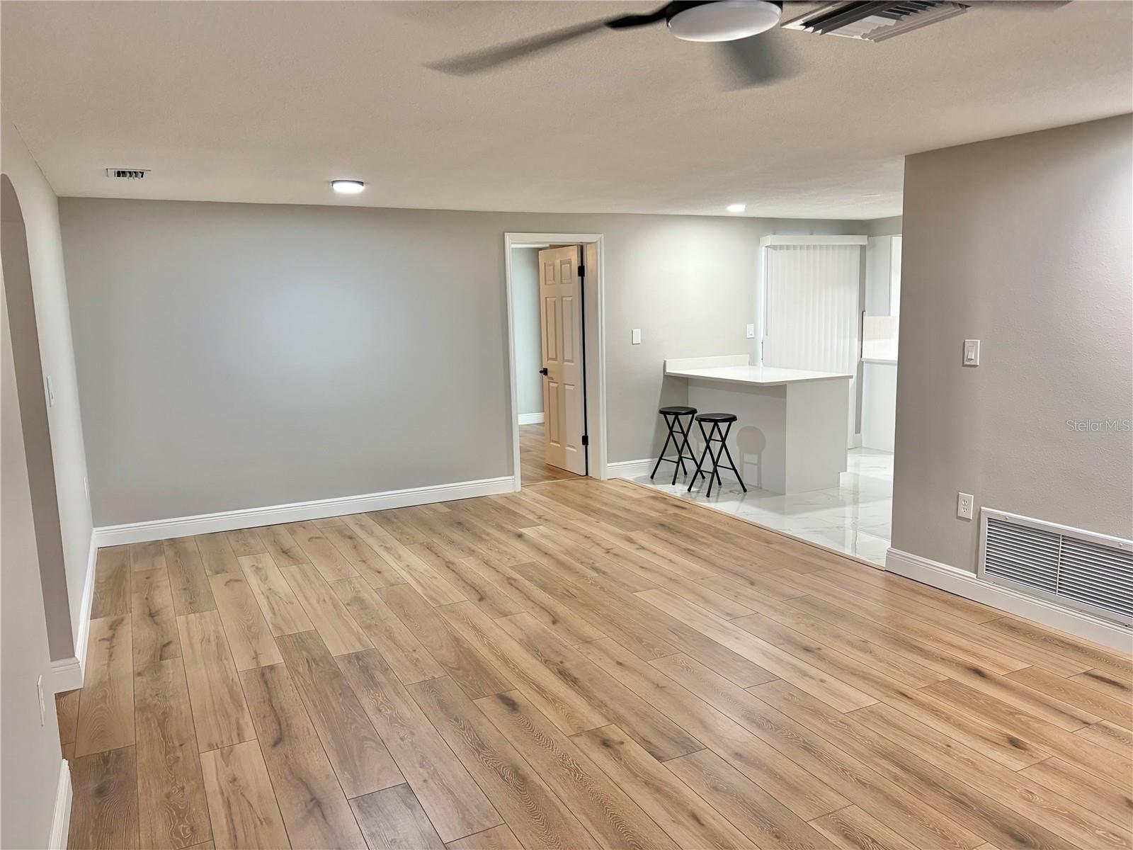 EMBASSY HILLS - Residential