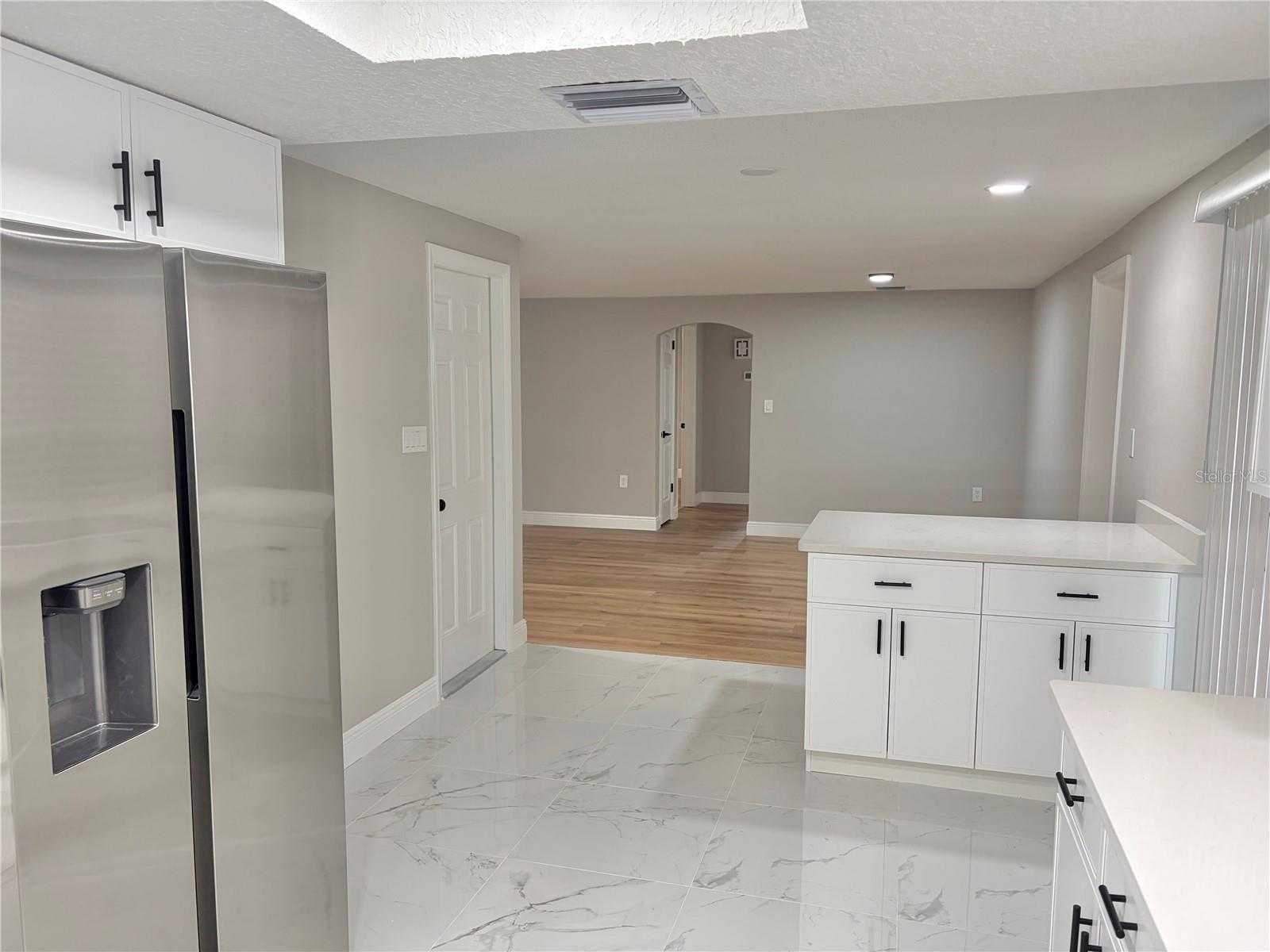 EMBASSY HILLS - Residential