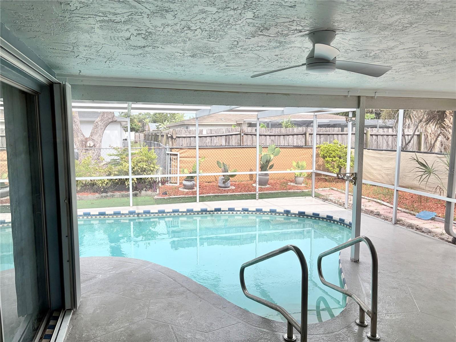EMBASSY HILLS - Residential