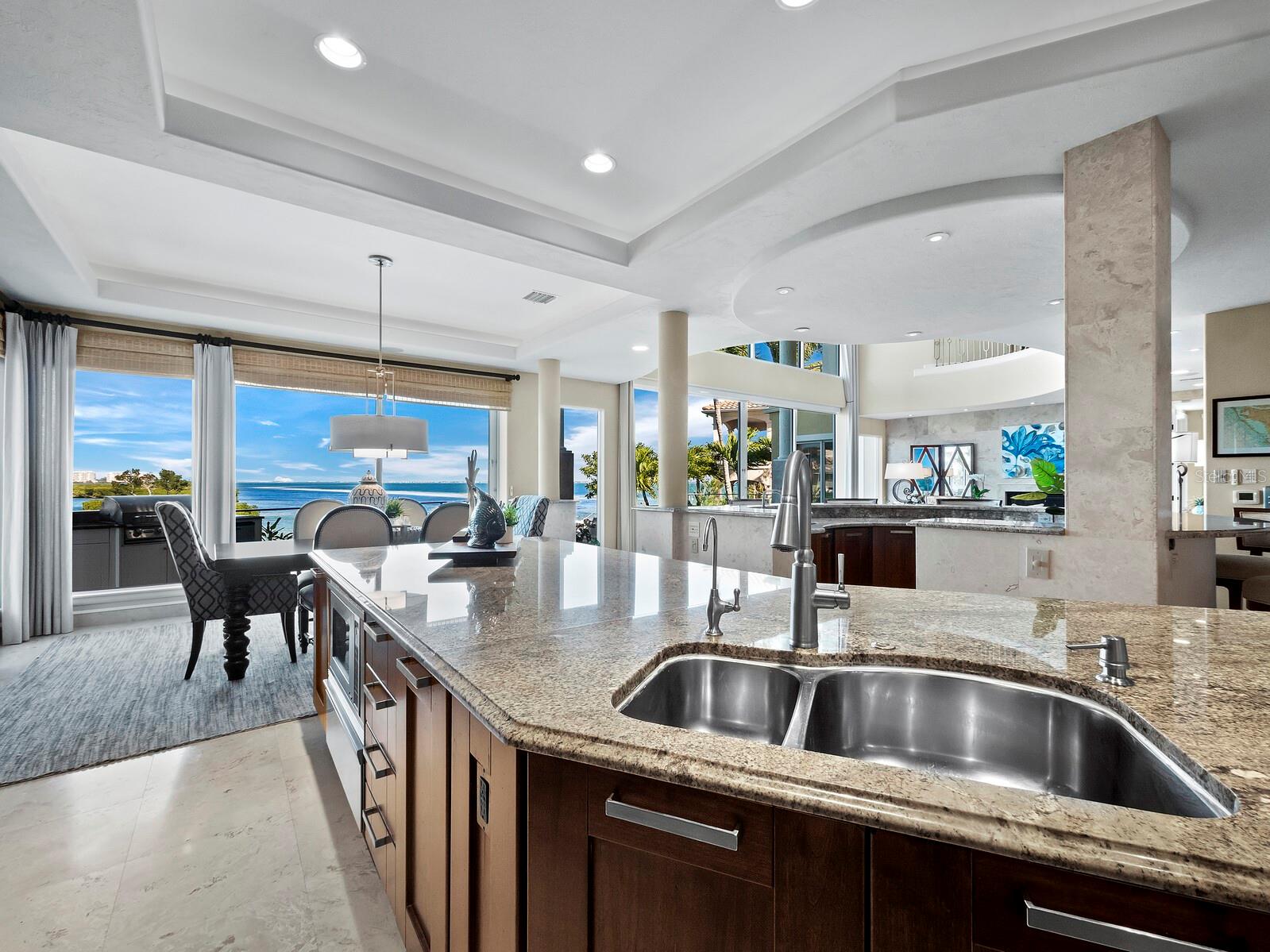 COUNTRY CLUB SHORES SEC 04 - Residential