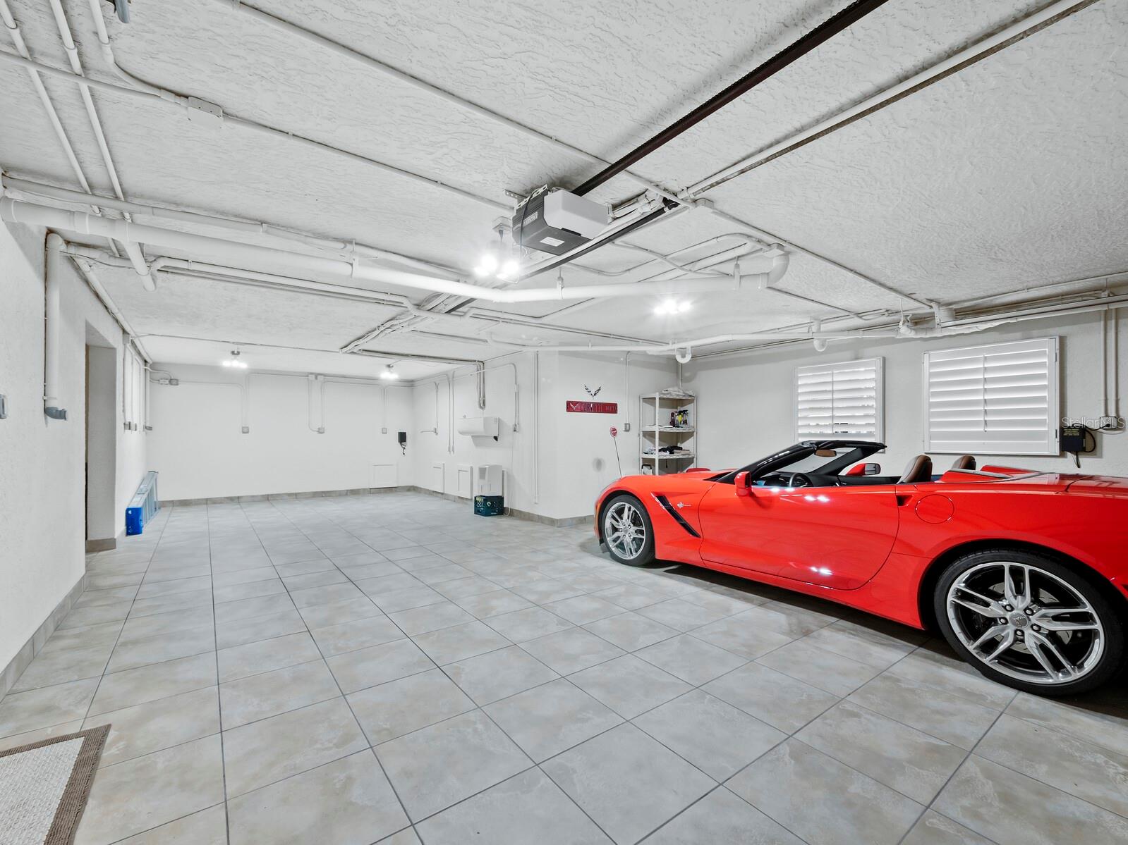 COUNTRY CLUB SHORES SEC 04 - Residential