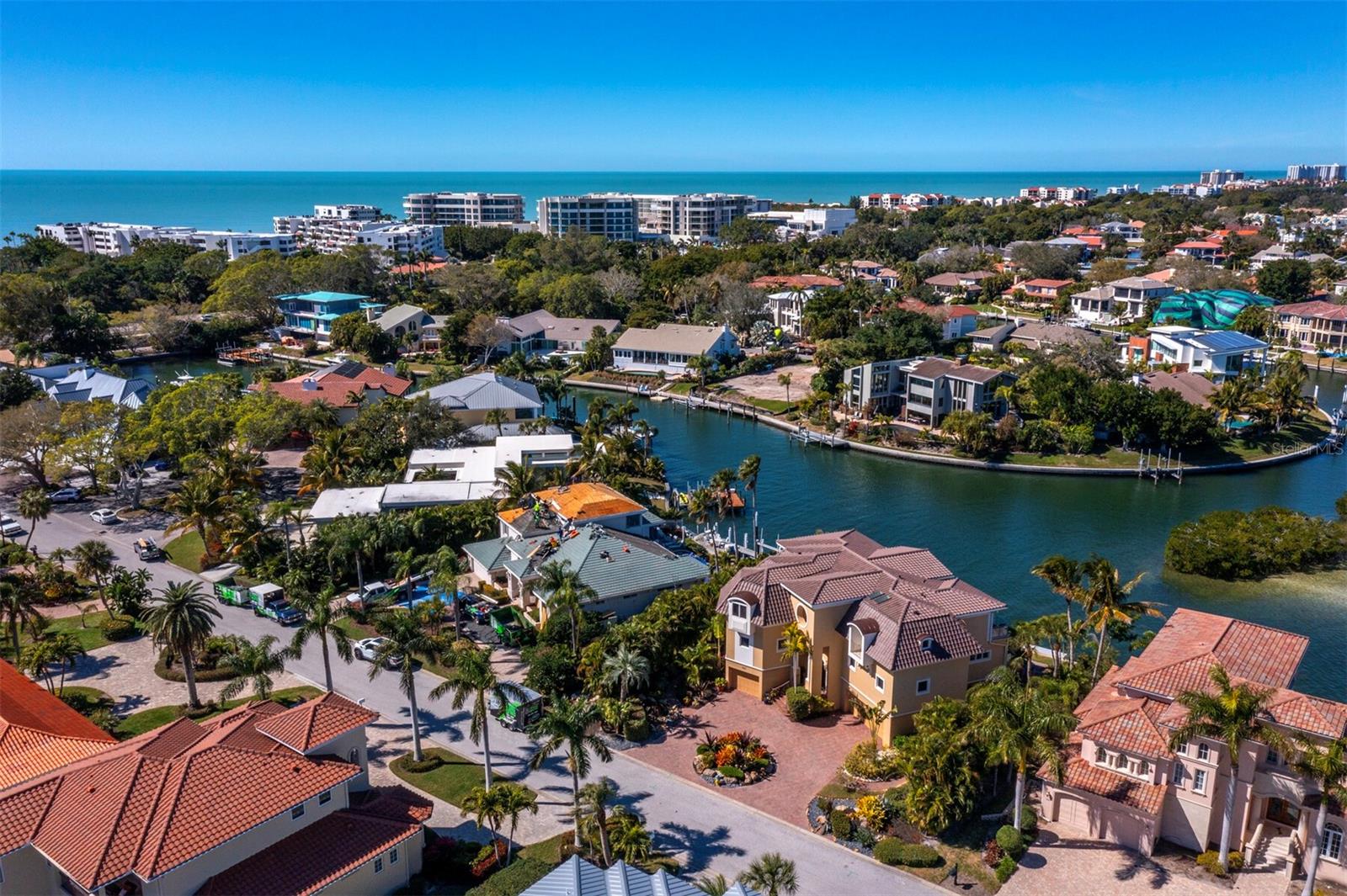 COUNTRY CLUB SHORES SEC 04 - Residential