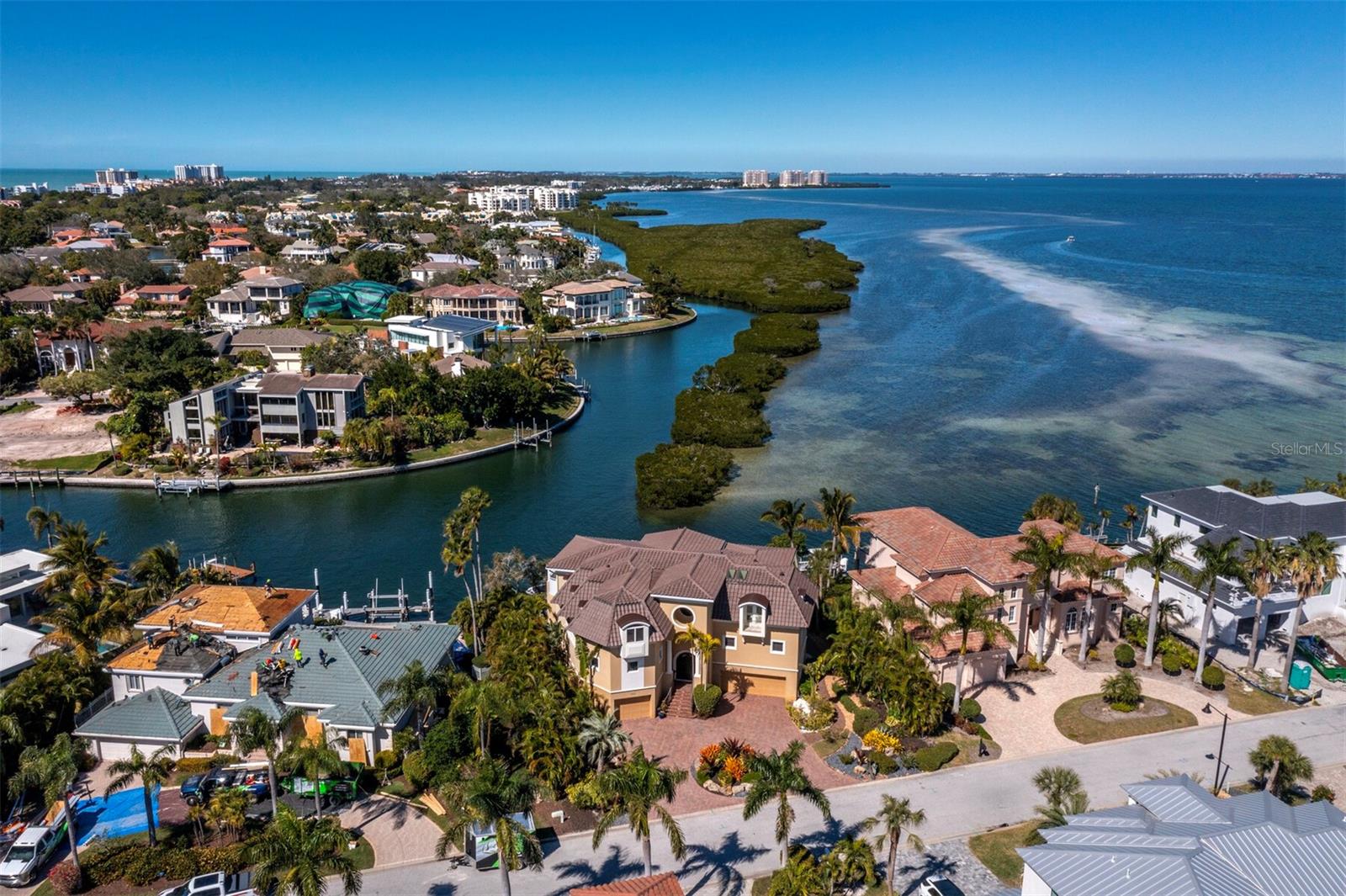 COUNTRY CLUB SHORES SEC 04 - Residential