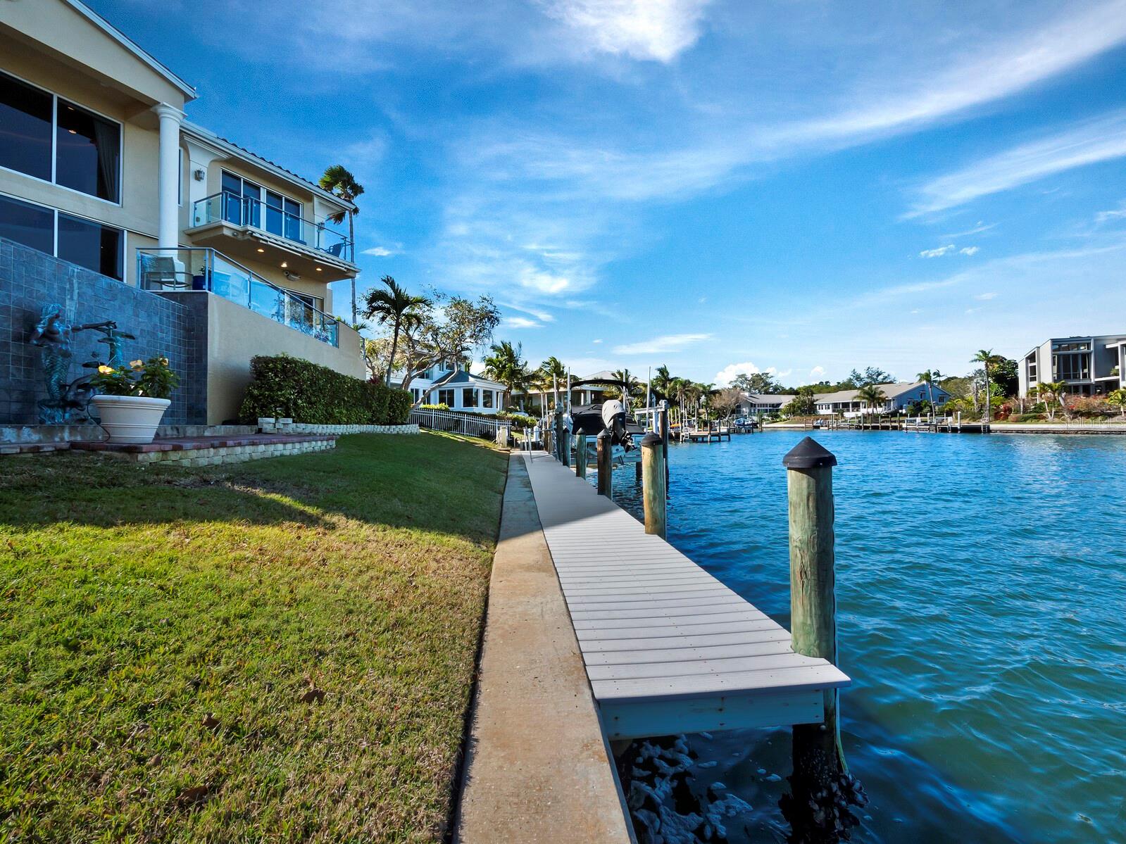 COUNTRY CLUB SHORES SEC 04 - Residential