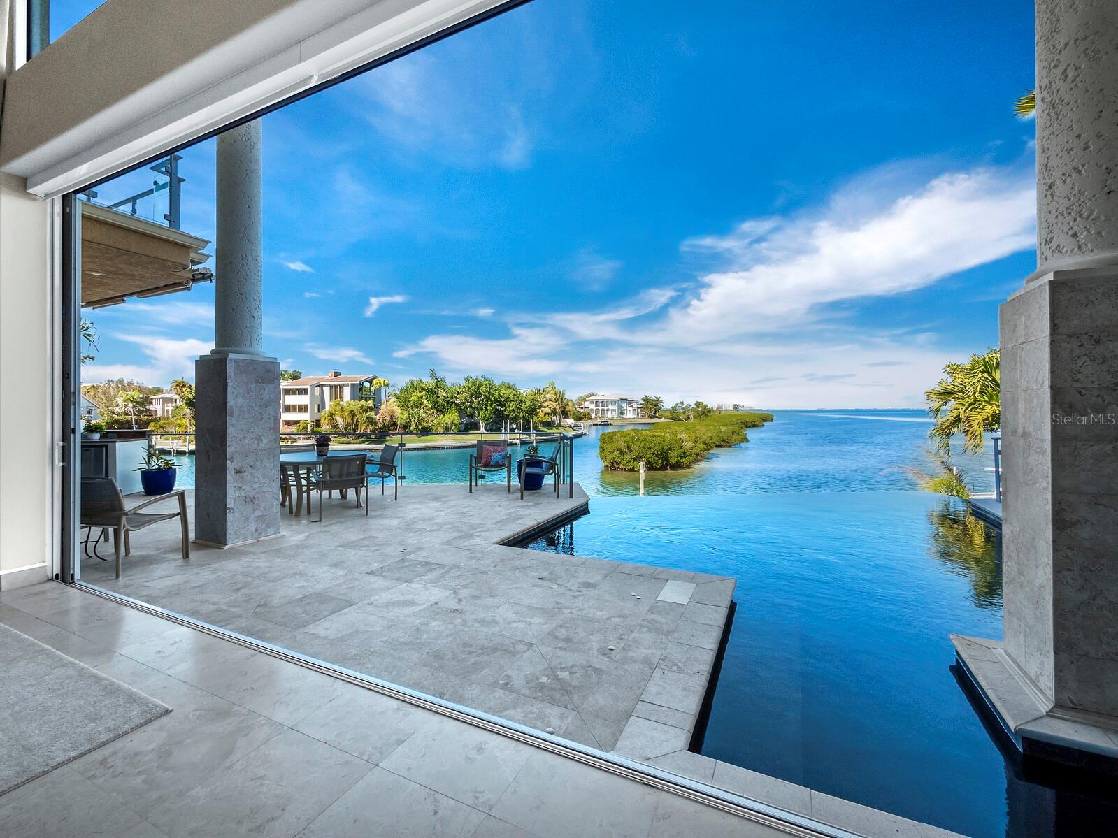 COUNTRY CLUB SHORES SEC 04 - Residential