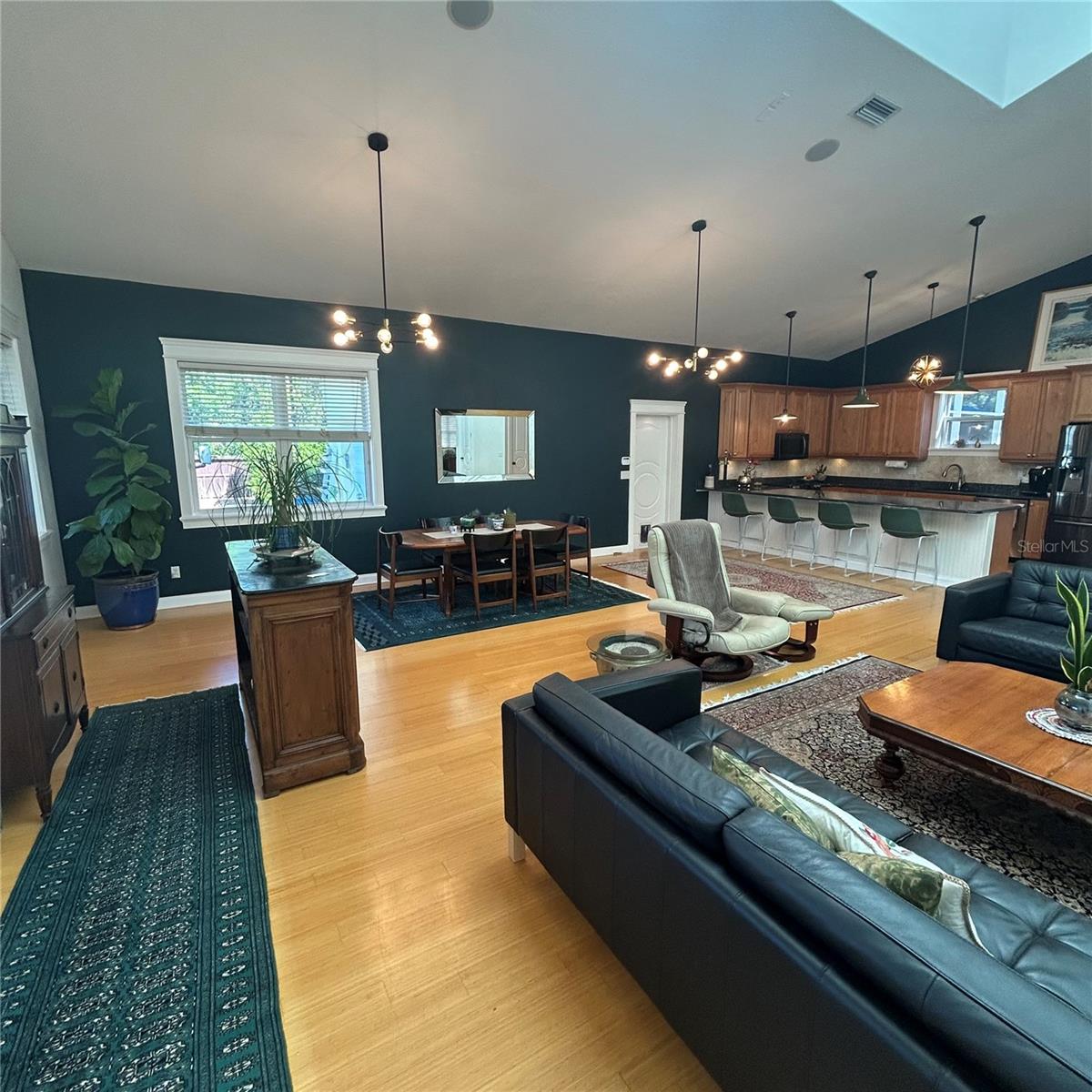 TURNBULL SHORES LTS 01-99 INC - Residential