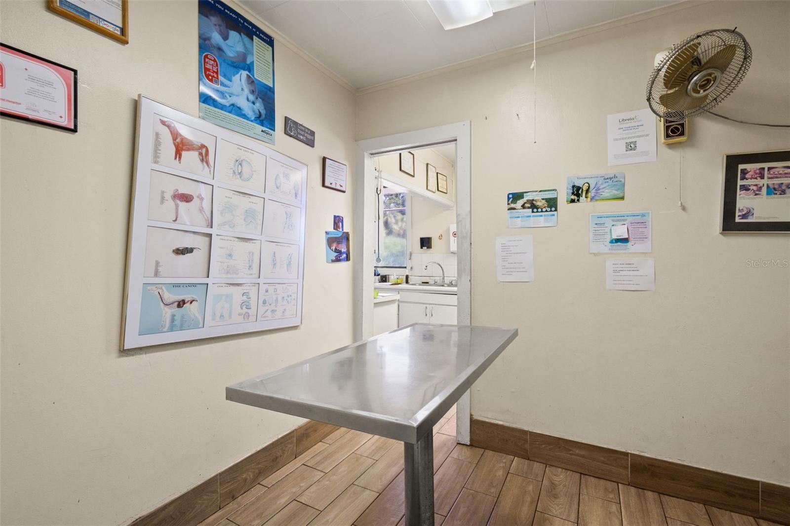 AVALON HEIGHTS - Commercial Lease