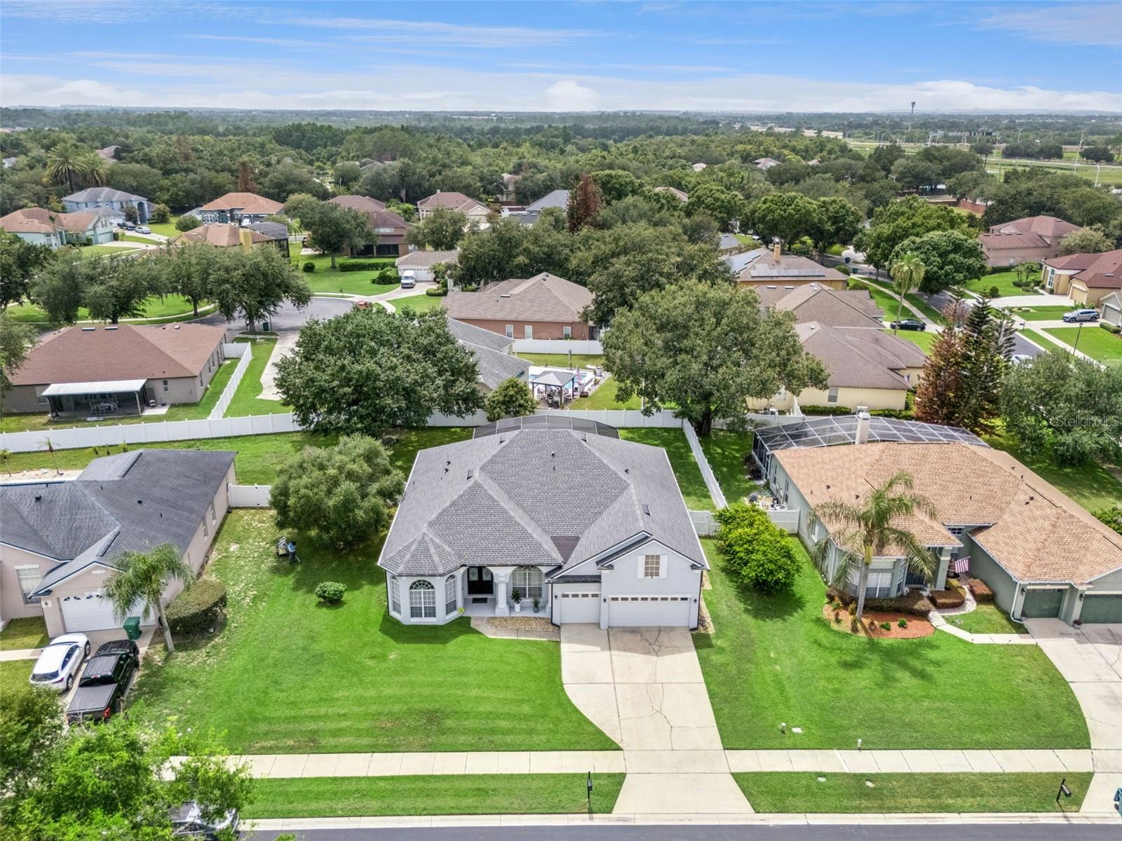 WINTERMERE HARBOR - Residential