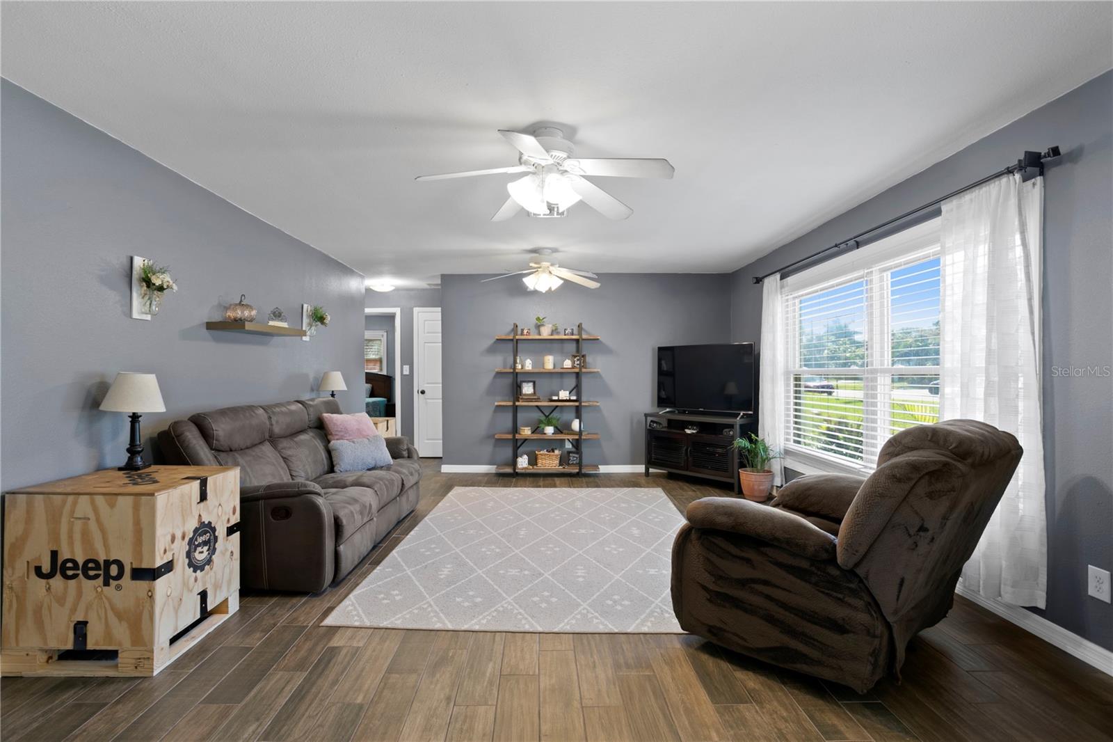 SHORE ACRES SEC 1 TWIN LAKES ADD - Residential