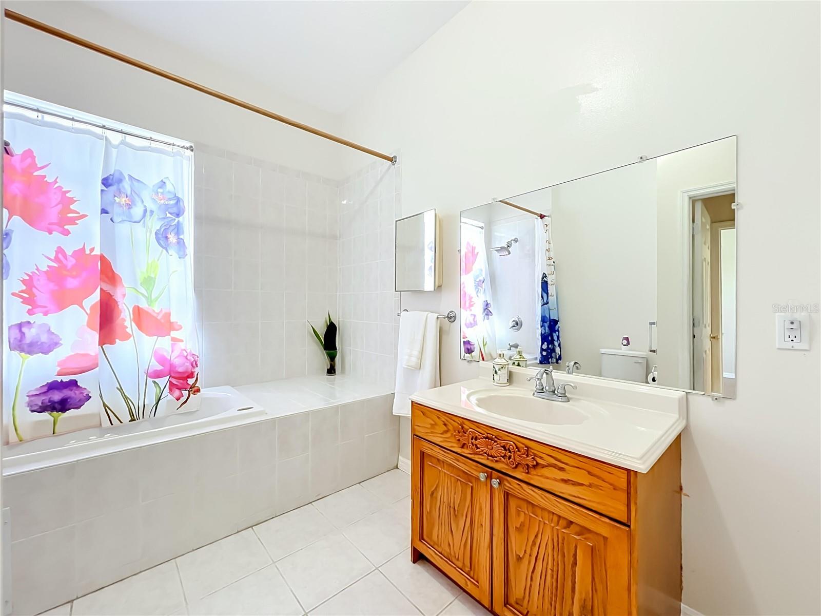 ROCKET CITYA - Residential