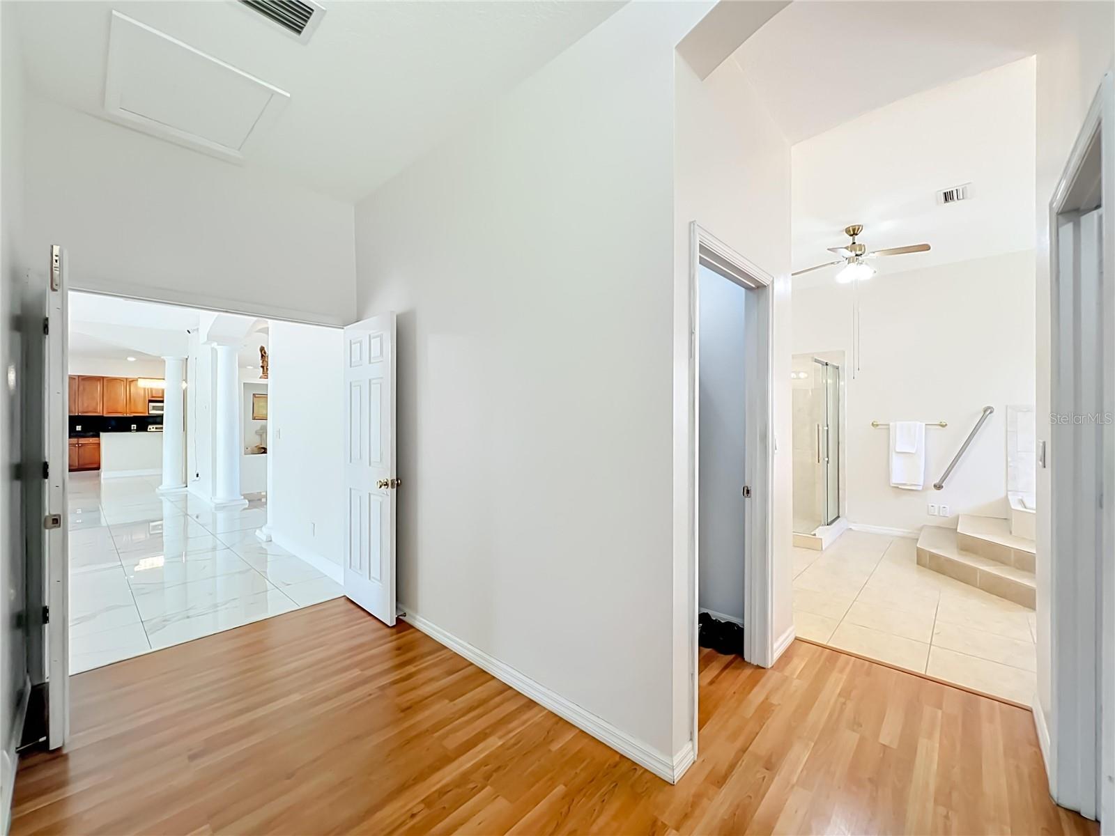 ROCKET CITYA - Residential