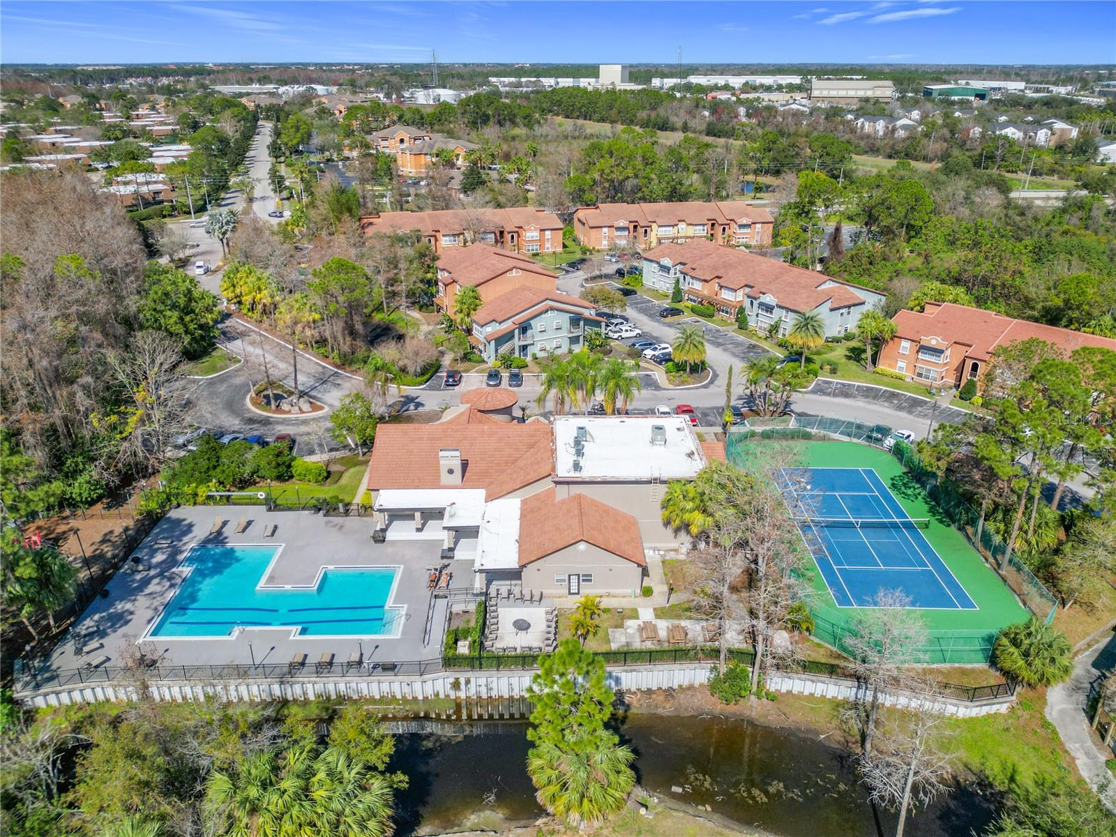 RESIDENCES/MILLENIA - Residential Lease