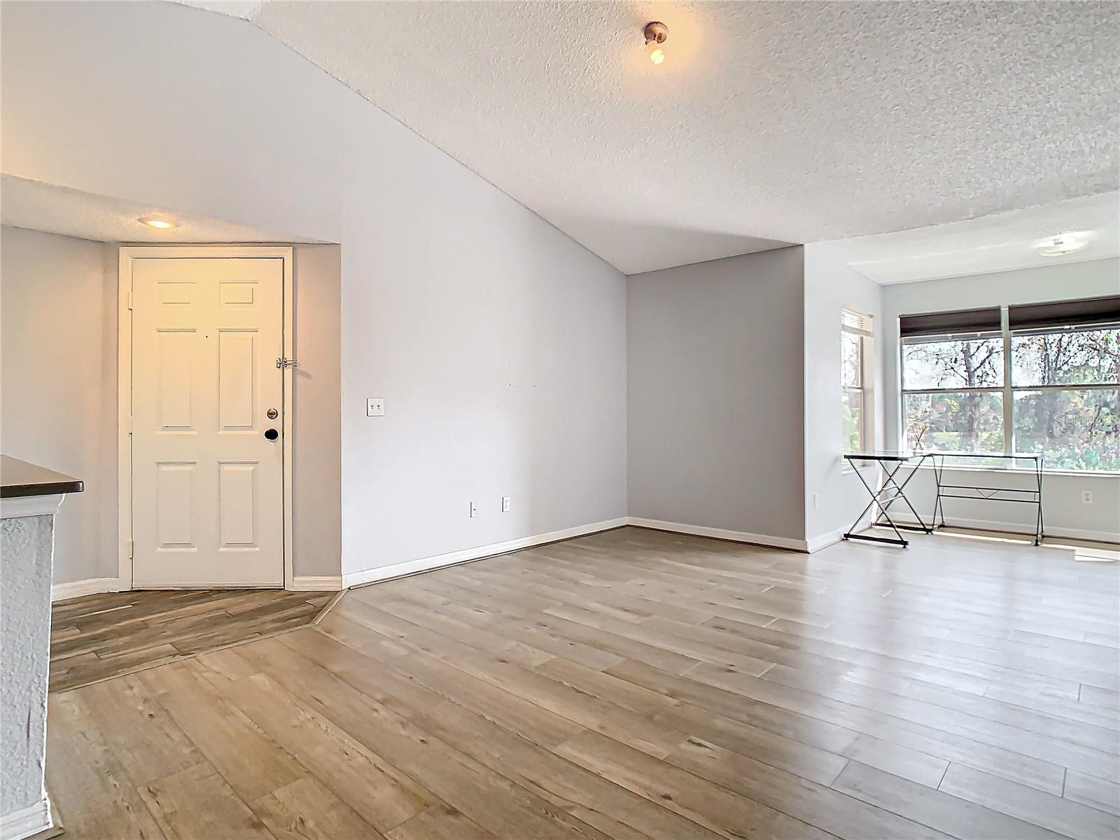 RESIDENCES/MILLENIA - Residential Lease