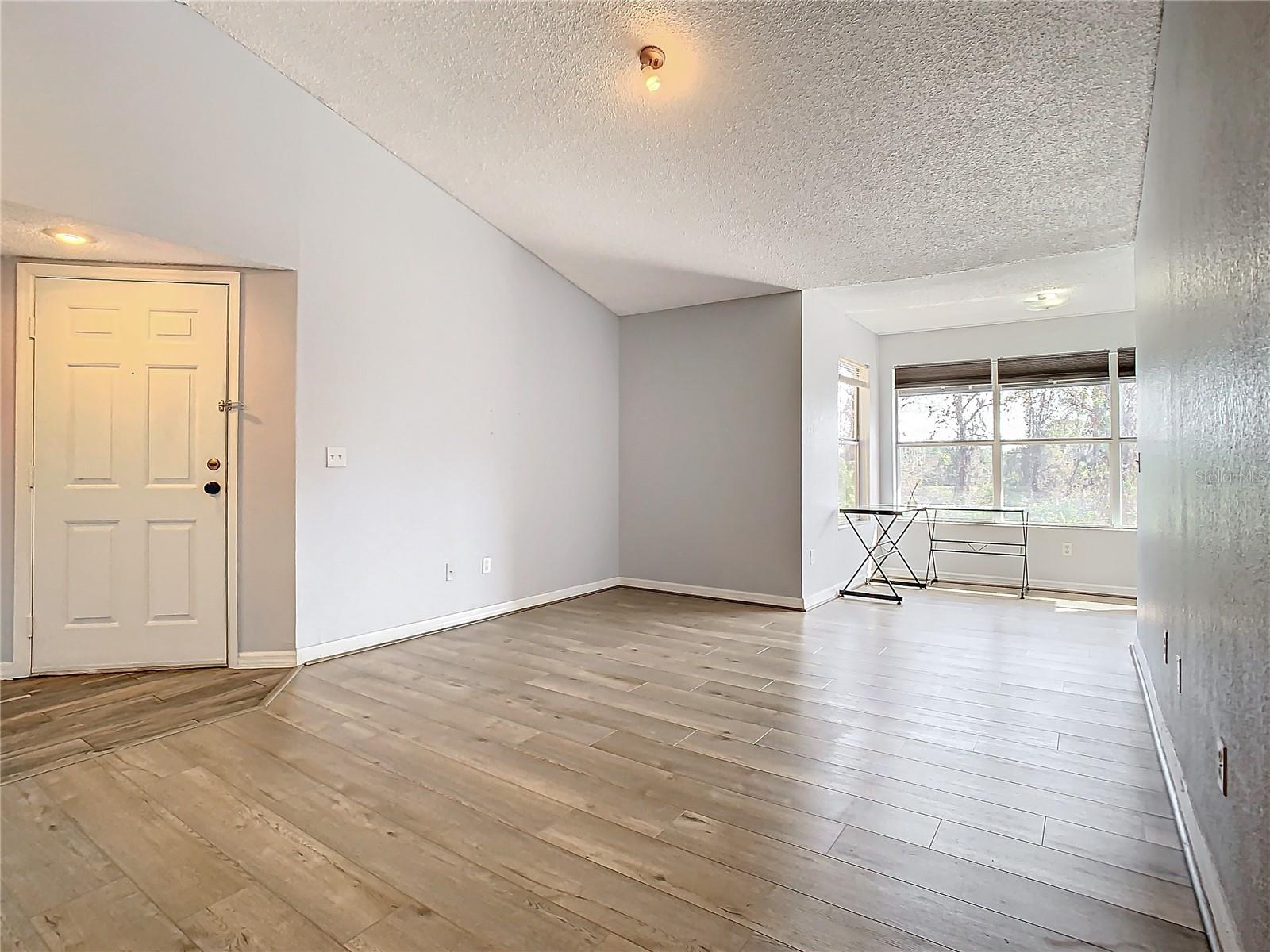 RESIDENCES/MILLENIA - Residential Lease