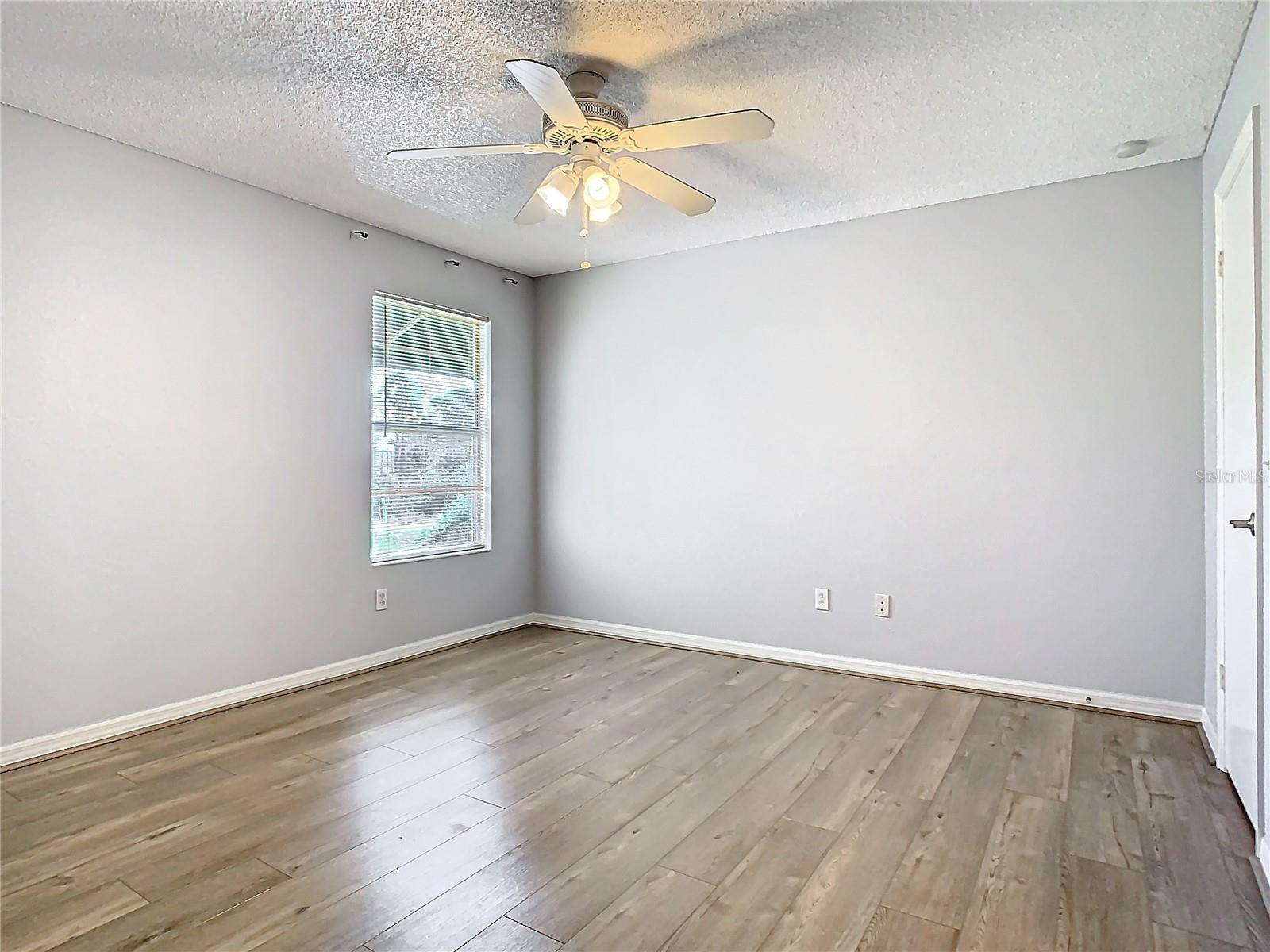 RESIDENCES/MILLENIA - Residential Lease